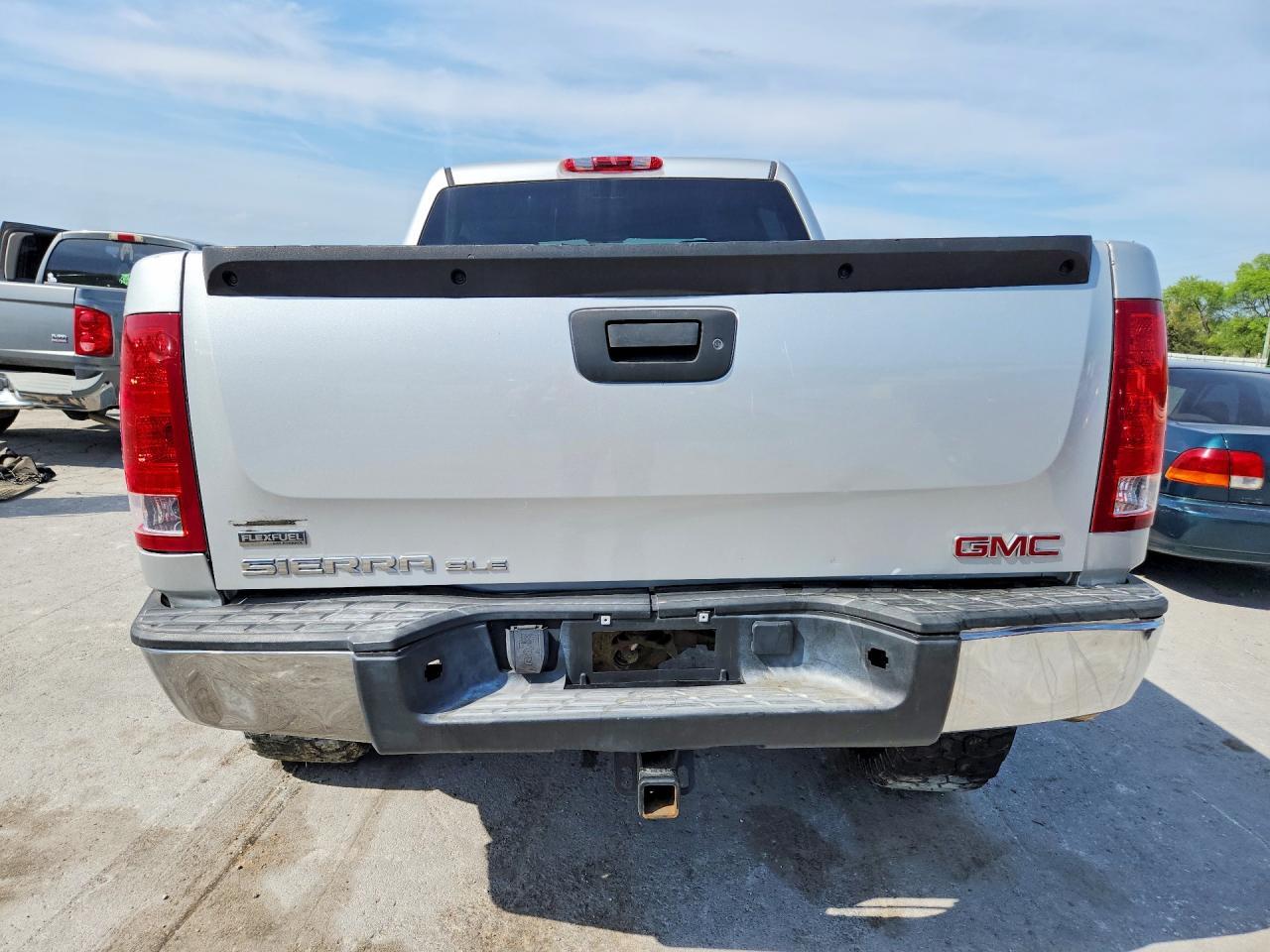 2010 GMC Sierra K1500 Sle - Image 6