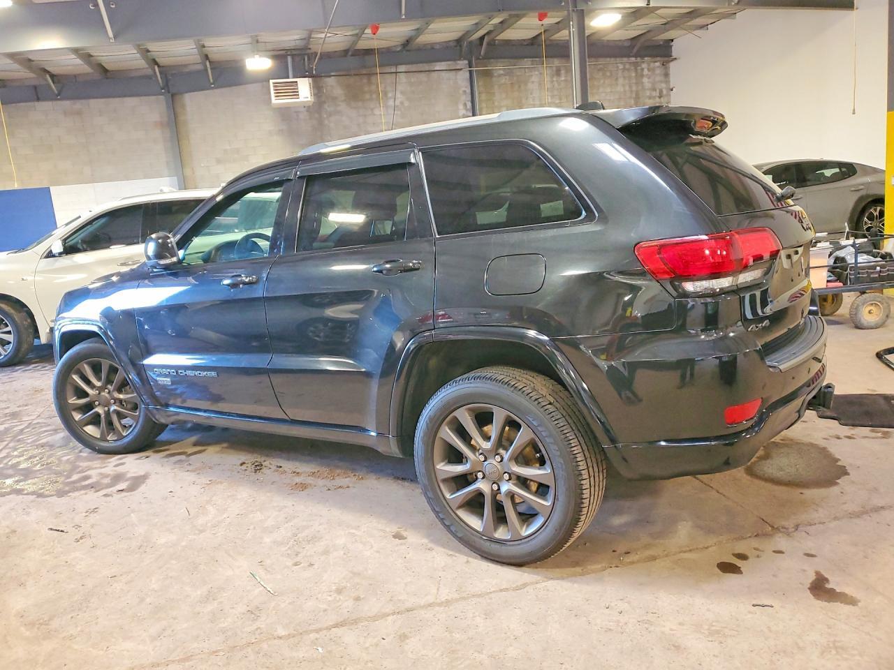 2016 Jeep Grand Cherokee Limited - Фото 2