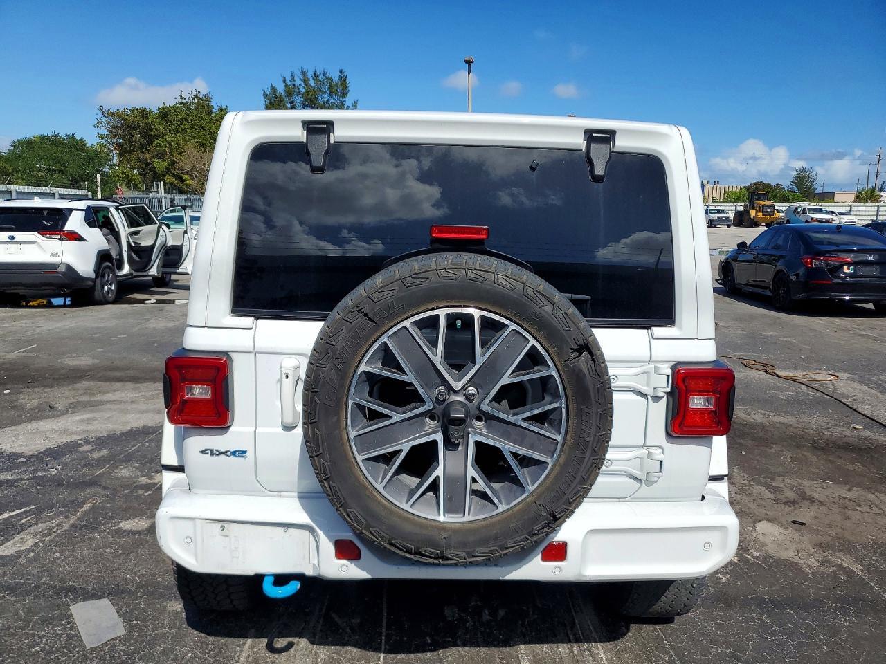 2024 Jeep Wrangler High Altitude 4Xe - Image 6