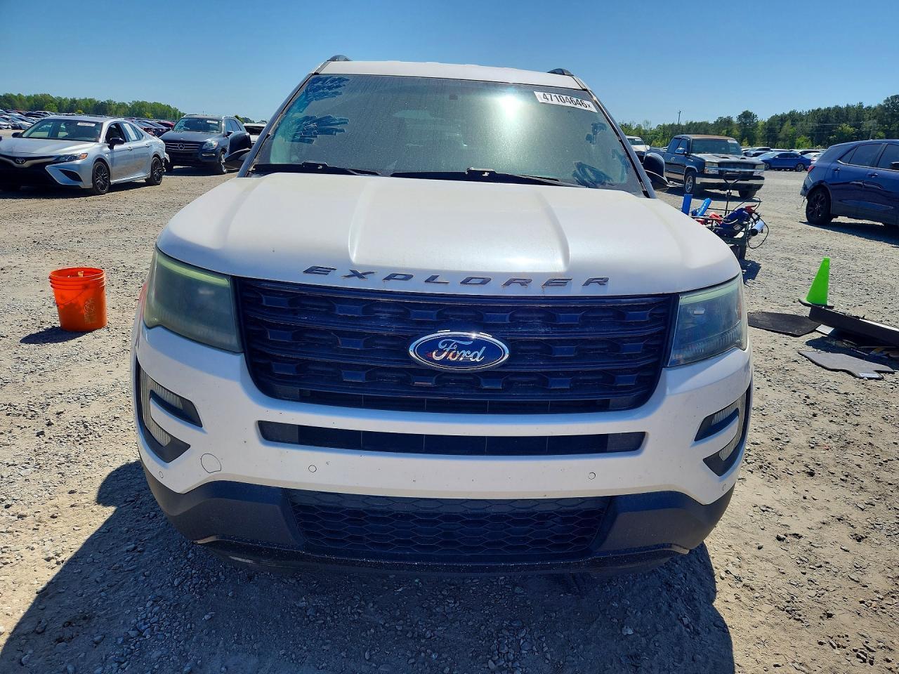 2017 Ford Explorer Sport - Image 2