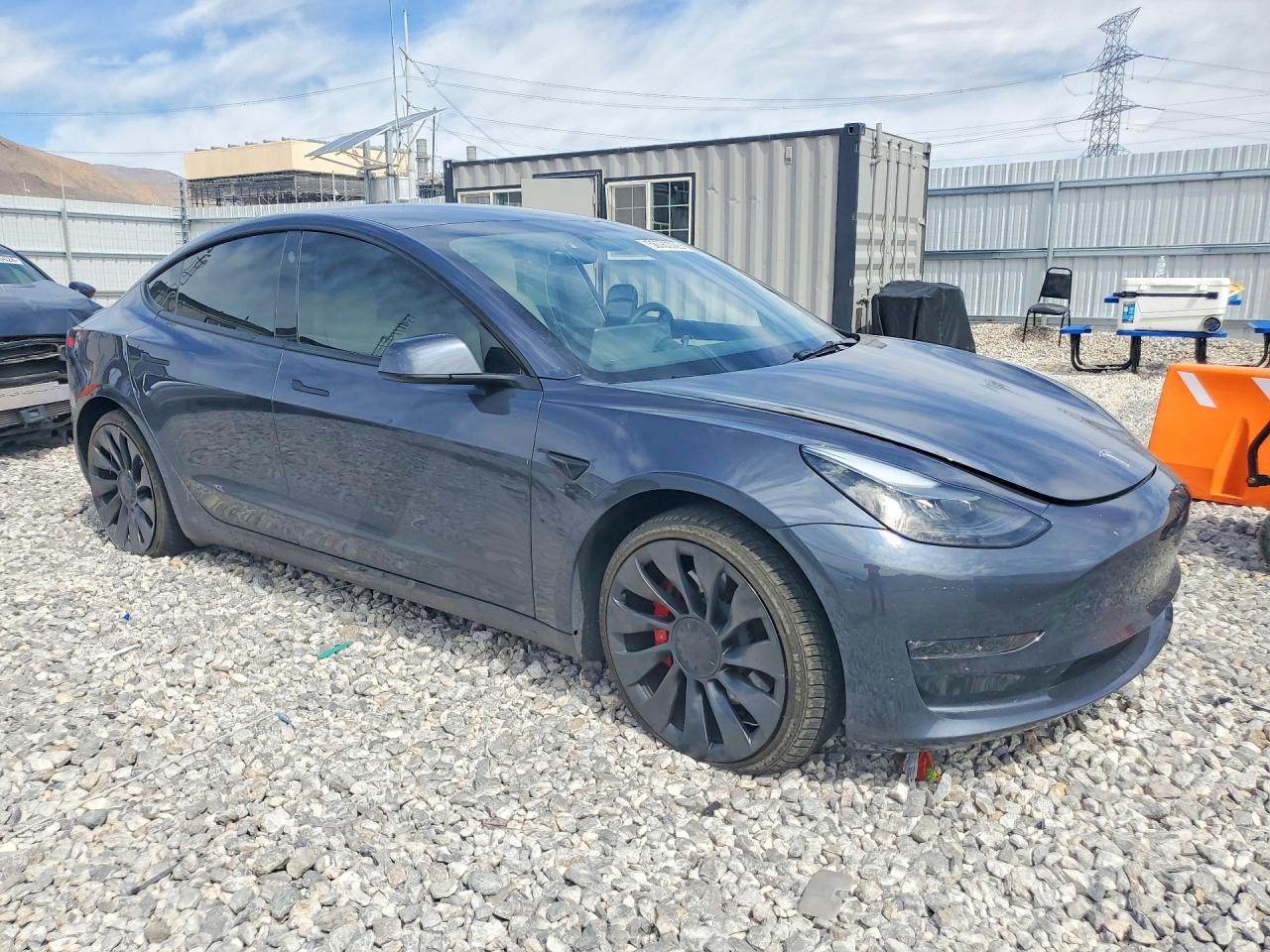 2023 Tesla Model 3 - Фото 4