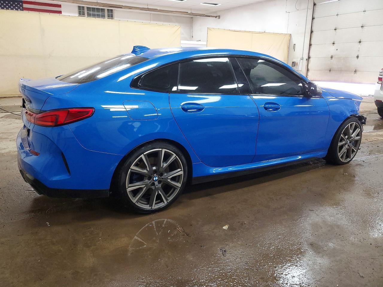 2020 BMW M235Xi - Фото 3