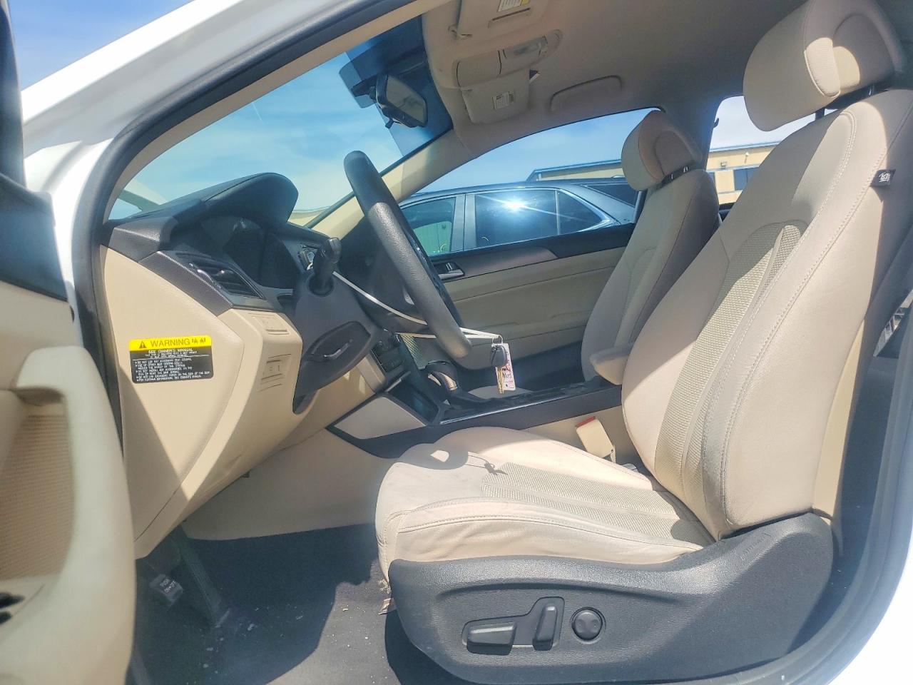 2016 Hyundai Sonata Sport - Image 7