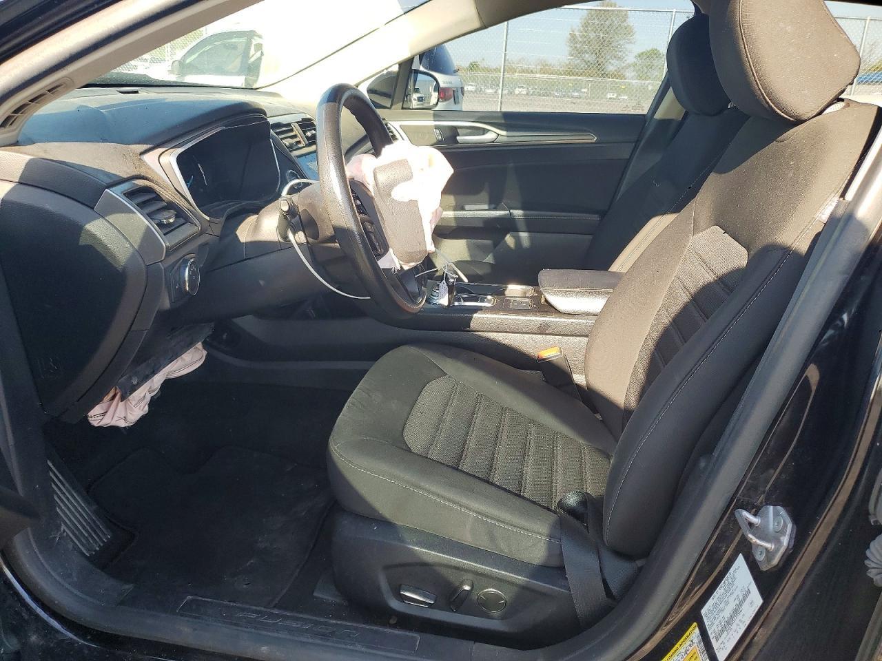2020 Ford Fusion Se - Image 7