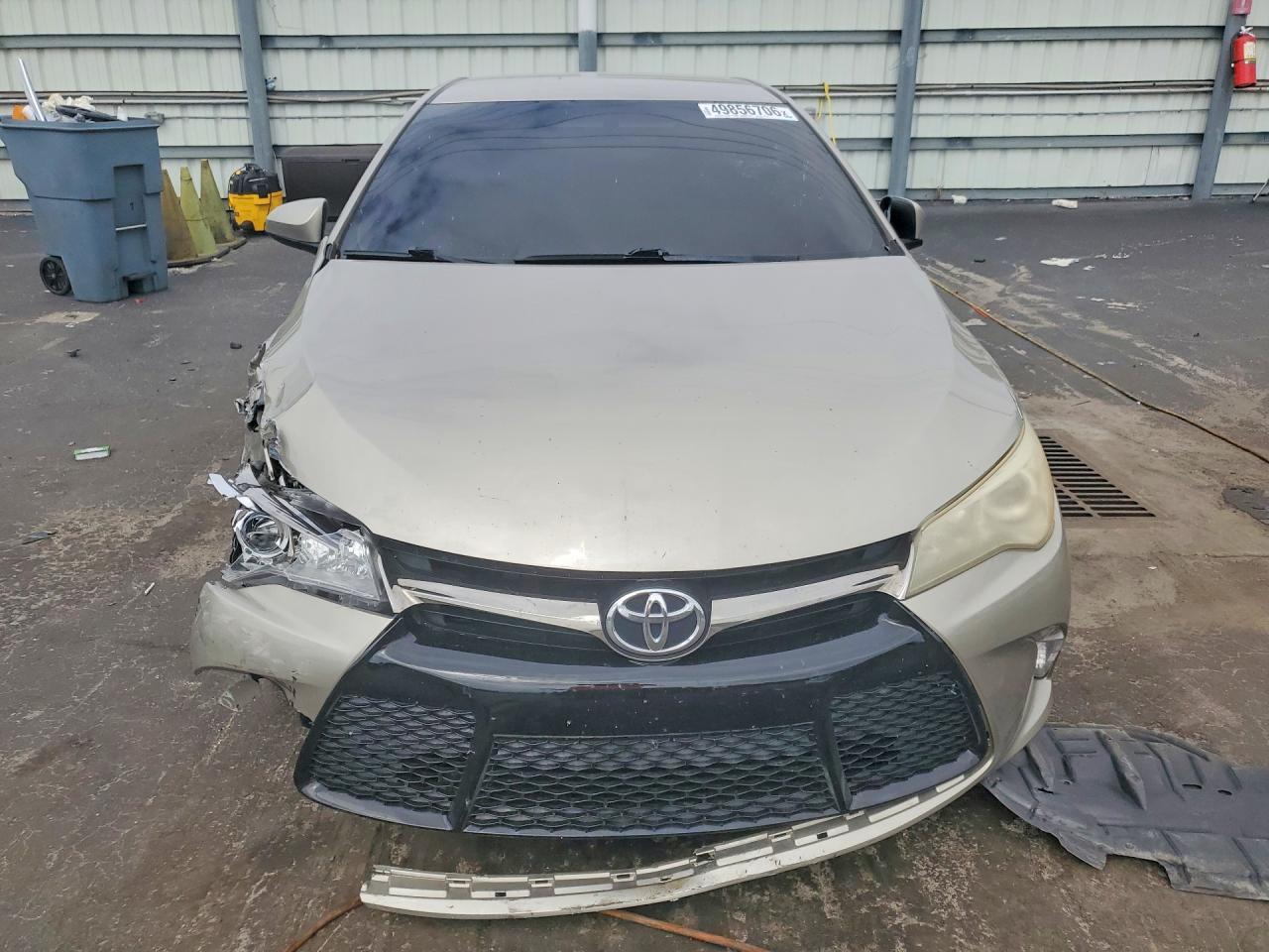 2016 Toyota Camry Se - Фото 5