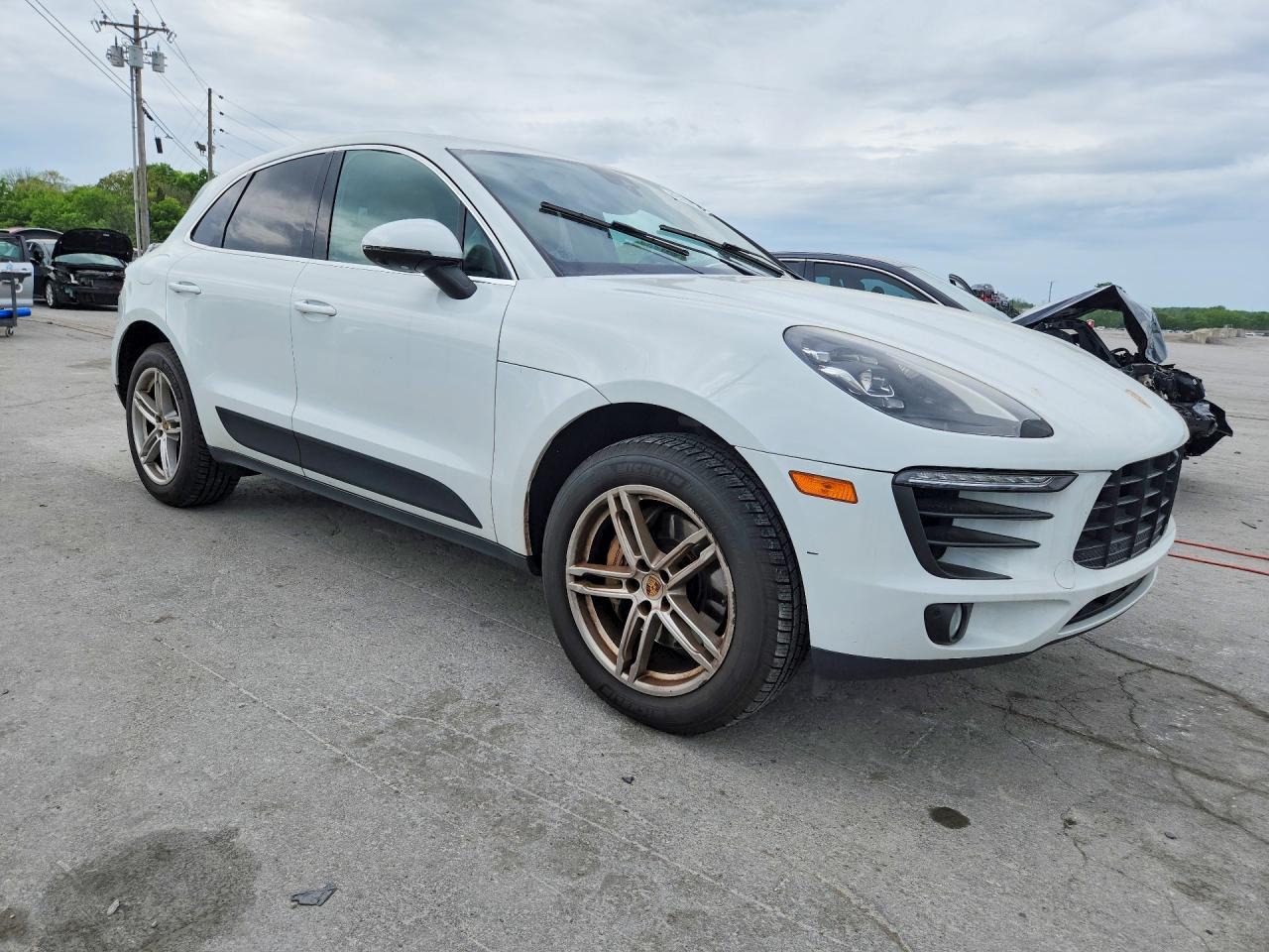 2017 Porsche Macan S - Image 4