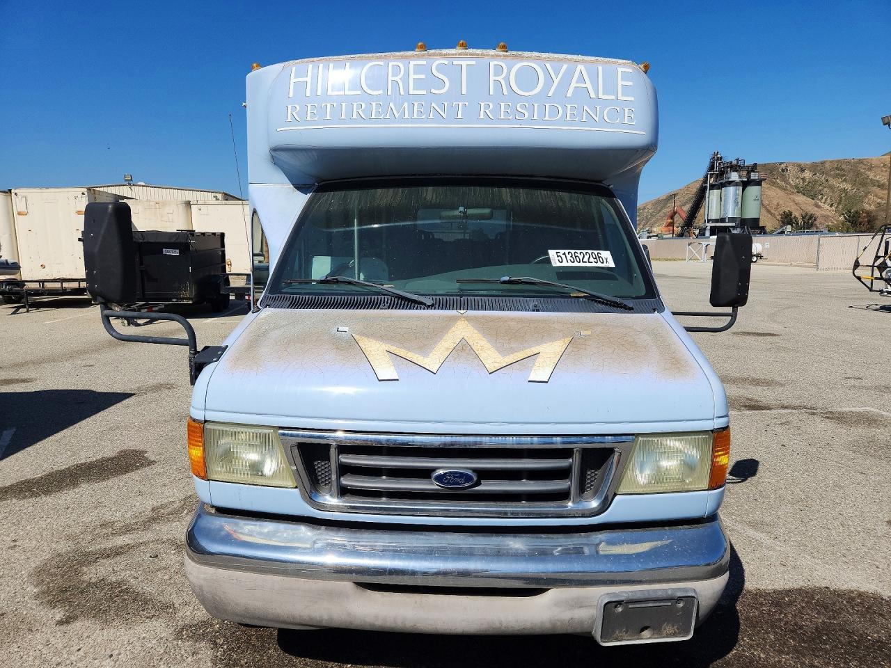 2003 Ford Econoline E450 Super Duty Cutaway Van - Фото 5