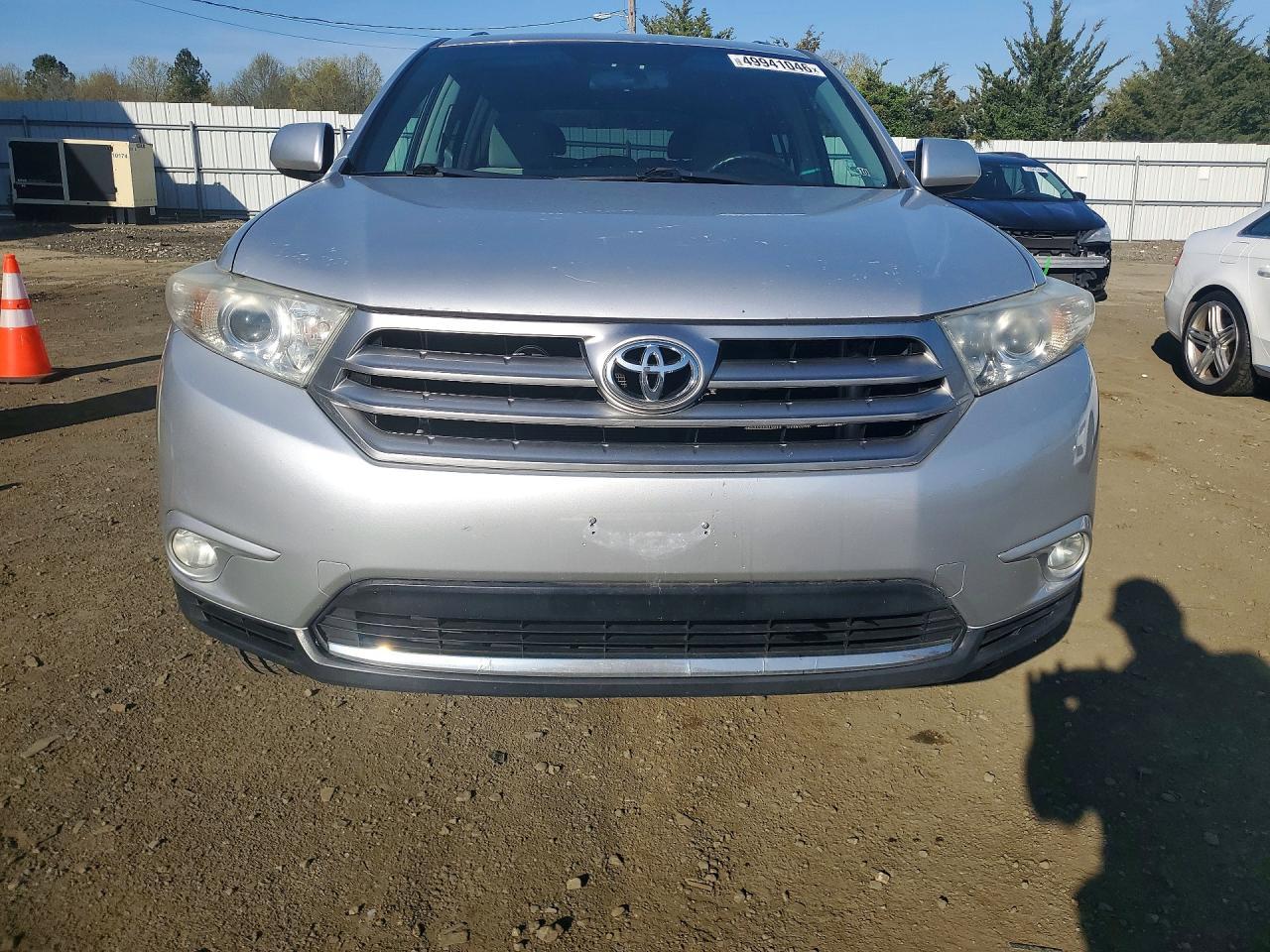 2013 Toyota Highlander Plus - Image 5