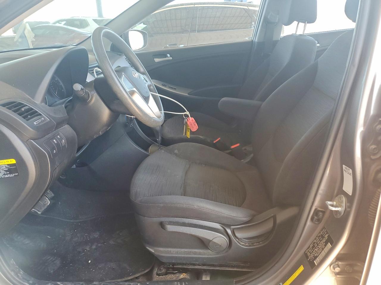 2017 Hyundai Accent Se - Фото 7