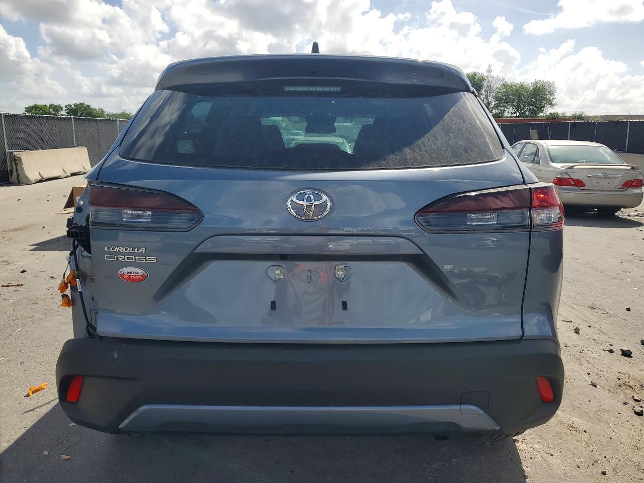 2026 Toyota Corolla Cross L - Фото 6