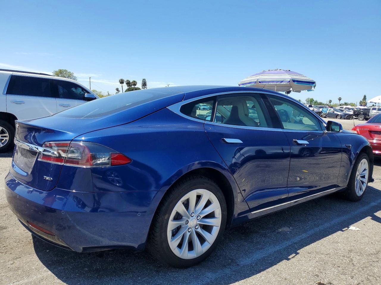 2017 Tesla Model S - Image 3