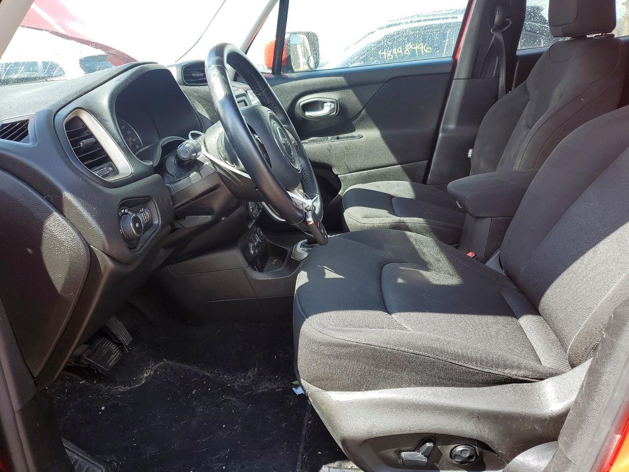 2016 Jeep Renegade Latitude - Image 7