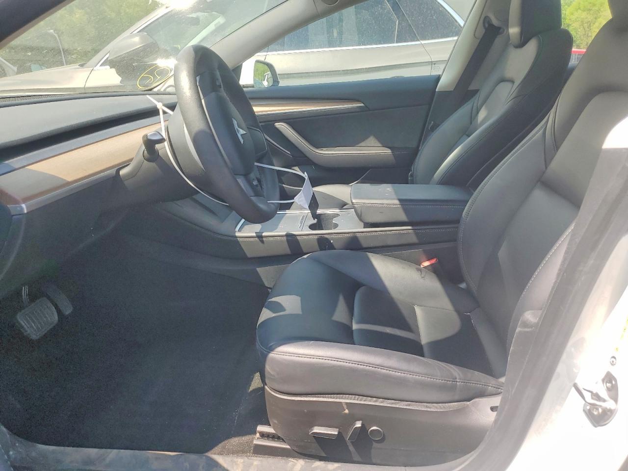 2023 Tesla 3 - Фото 7