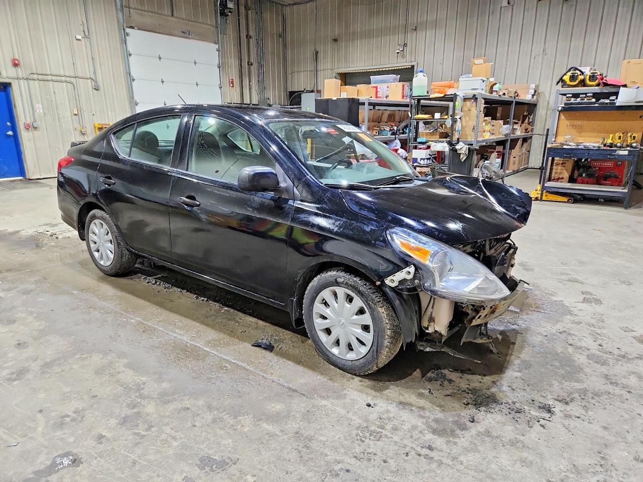 2015 Nissan Versa 1.6 S - Фото 4