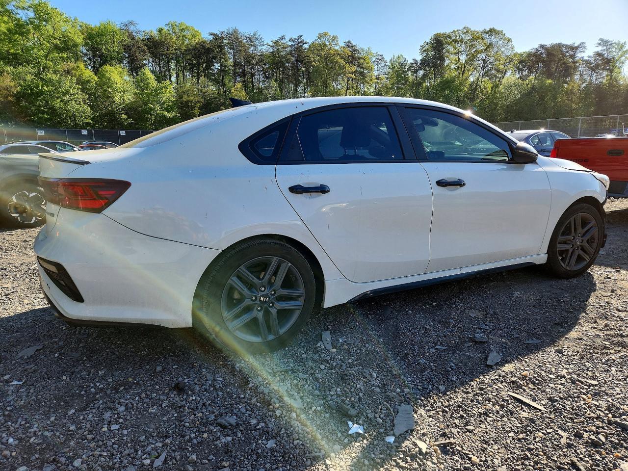 2021 Kia Forte Gt Line - Image 3
