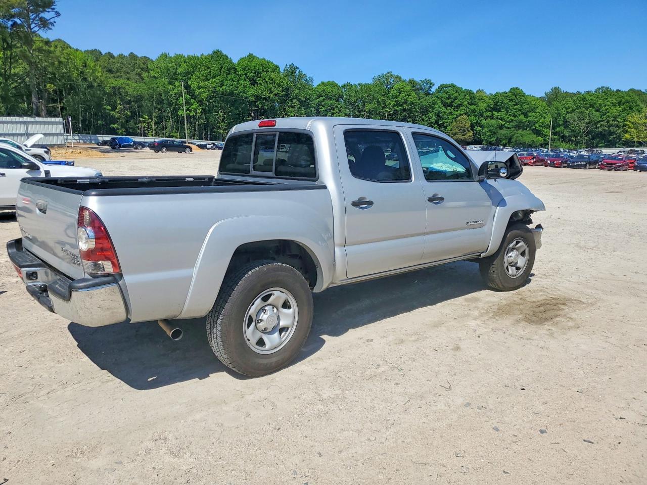 2013 Toyota Tacoma Double Cab - Image 3