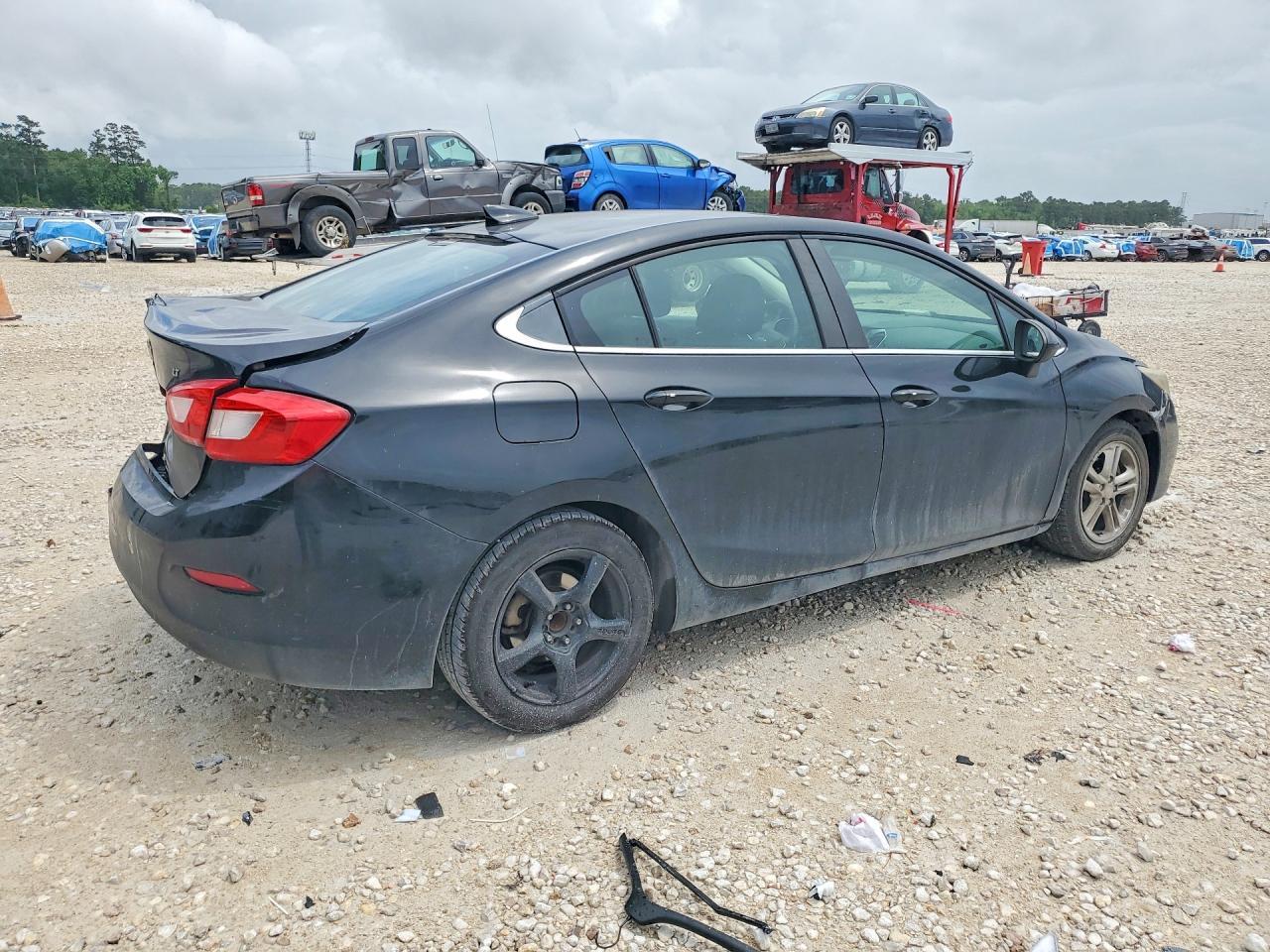 2018 Chevrolet Cruze Lt - Фото 3