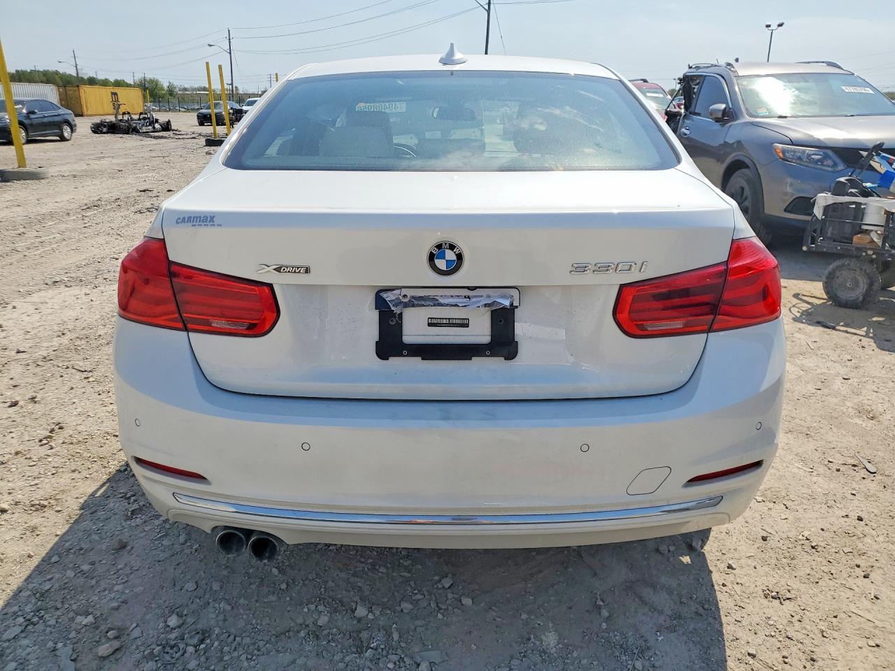 2017 BMW 330 Xi - Фото 6
