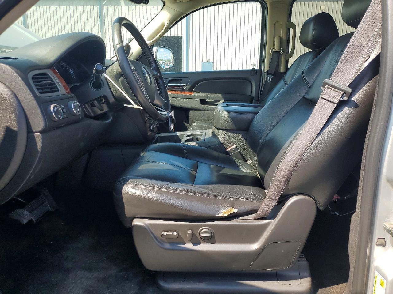 2013 Chevrolet Suburban K1500 Lt - Фото 7