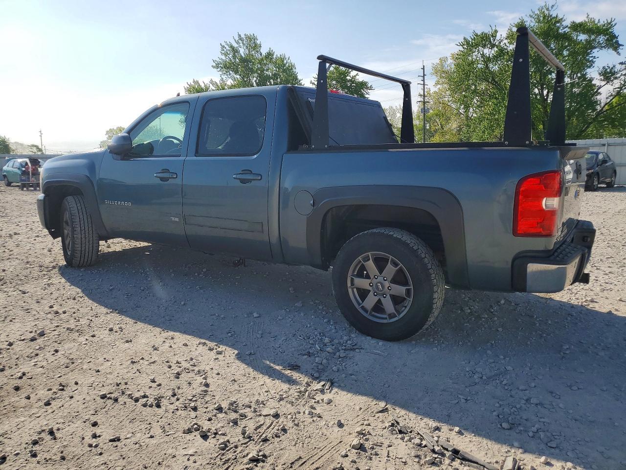 2010 Chevrolet Silverado K1500 Lt - Image 2