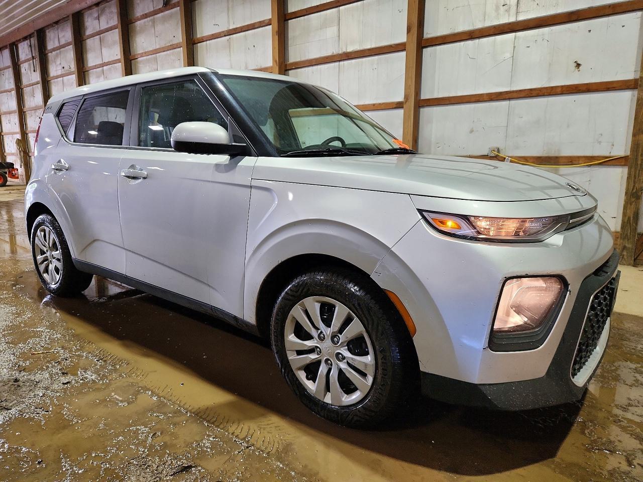 2020 Kia Soul Lx - Image 4