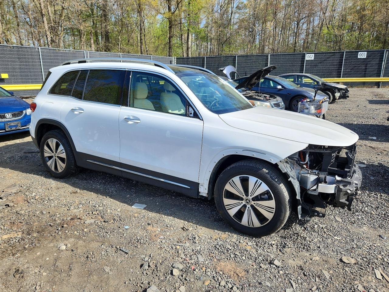 2023 Mercedes-Benz Eqb 300 4Matic - Фото 4