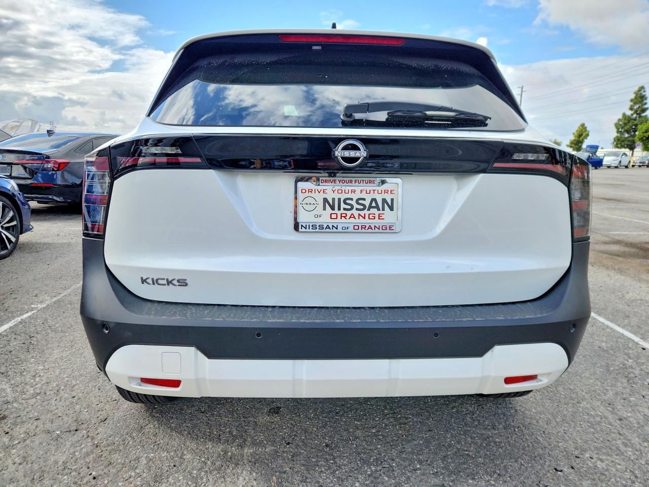 2026 Nissan Kicks Sv - Image 6