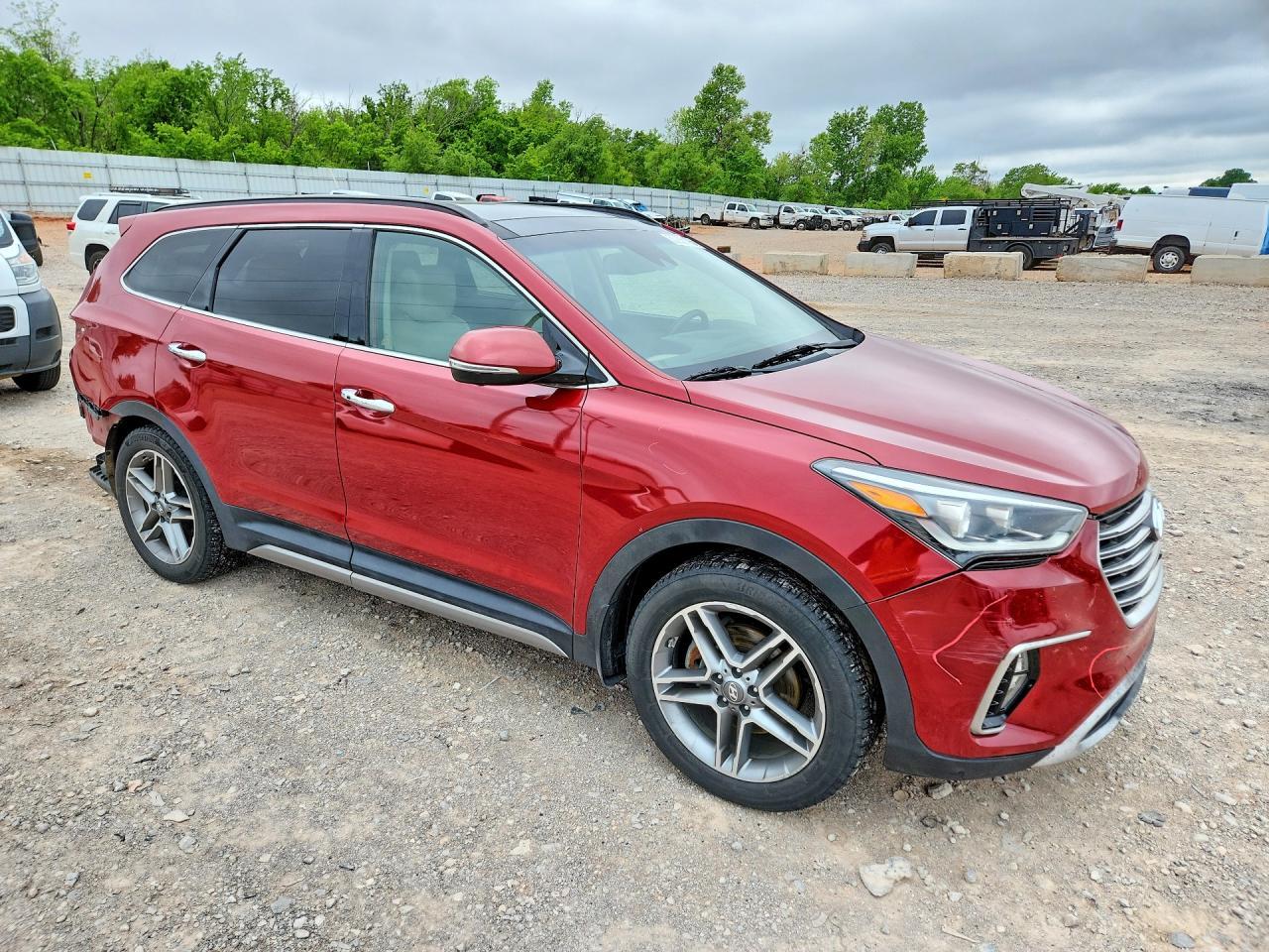 2017 Hyundai Santa Fe Limited Ultimate - Image 4