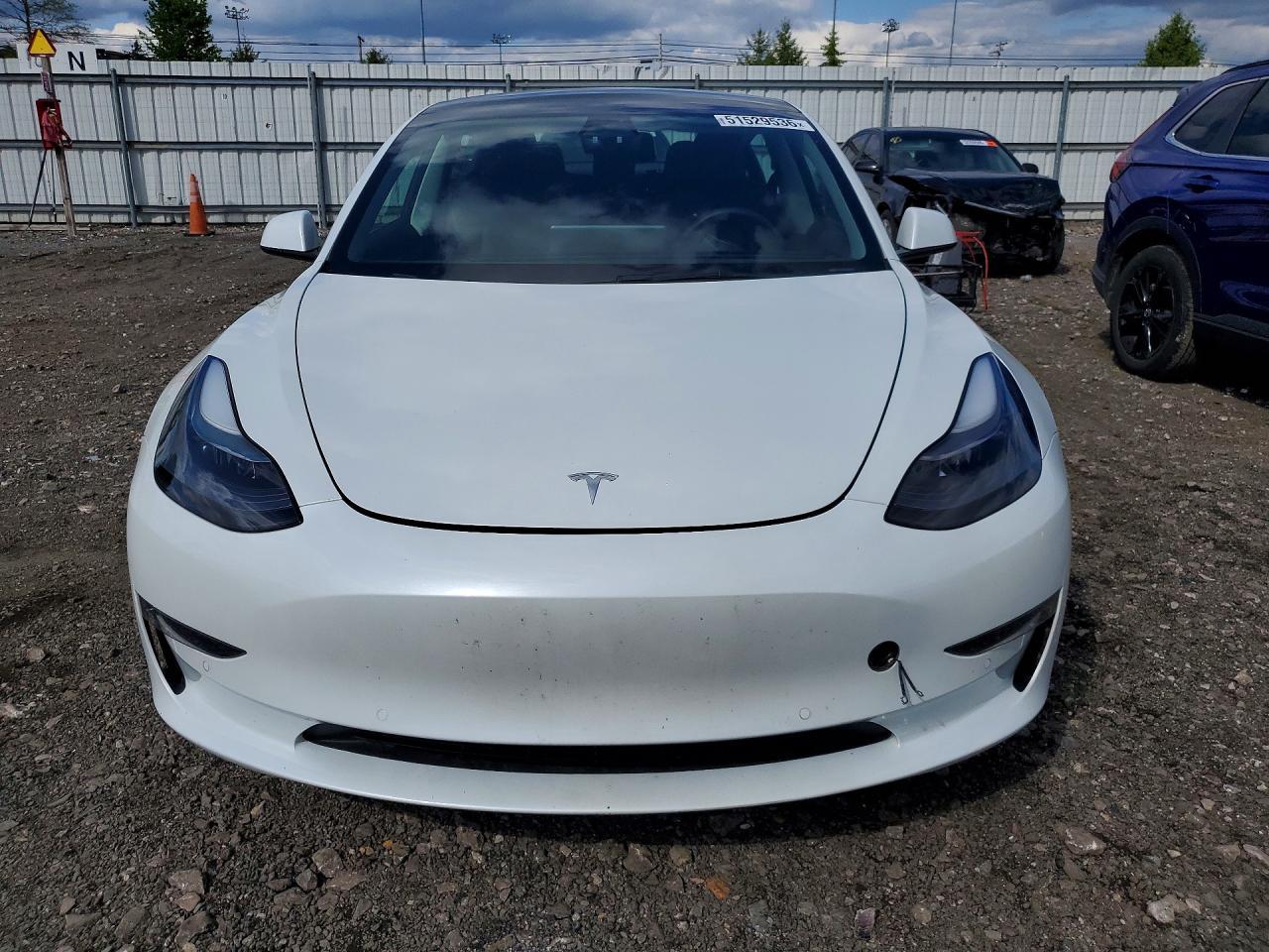 2022 Tesla Model 3 - Фото 5