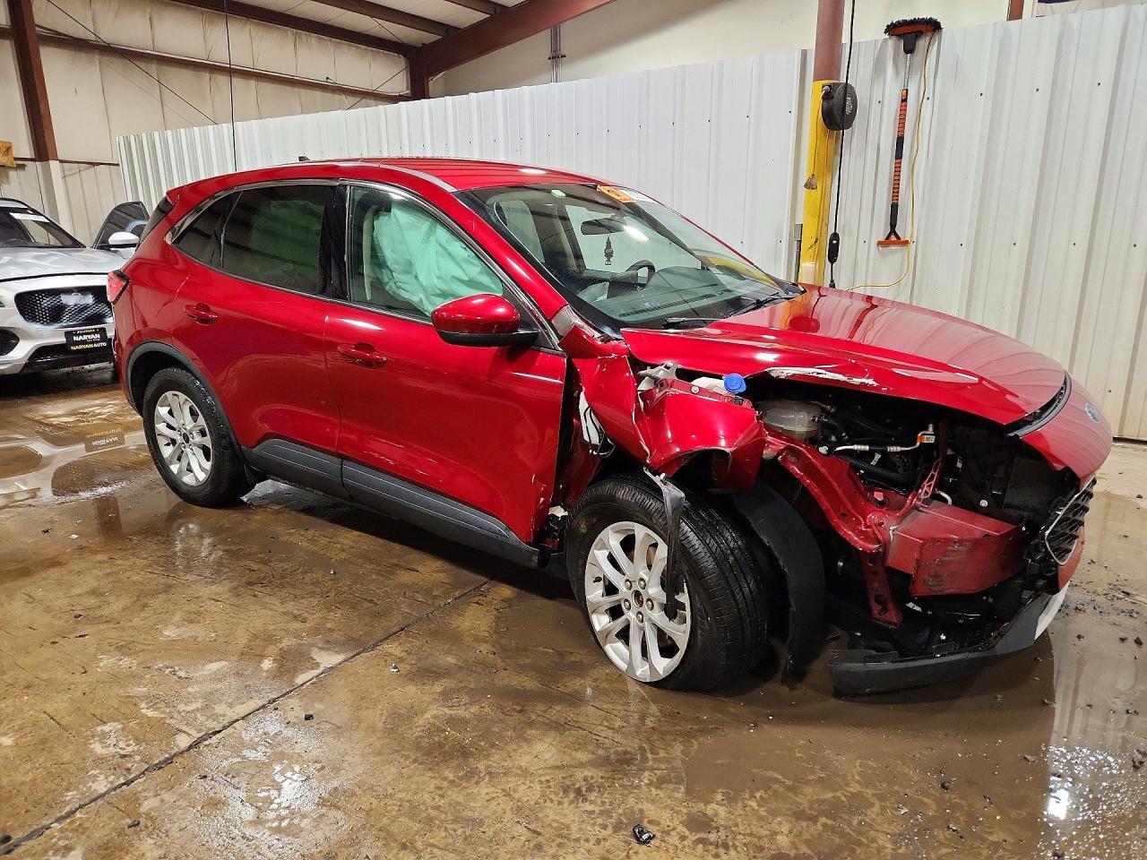 2020 Ford Escape Se - Фото 4