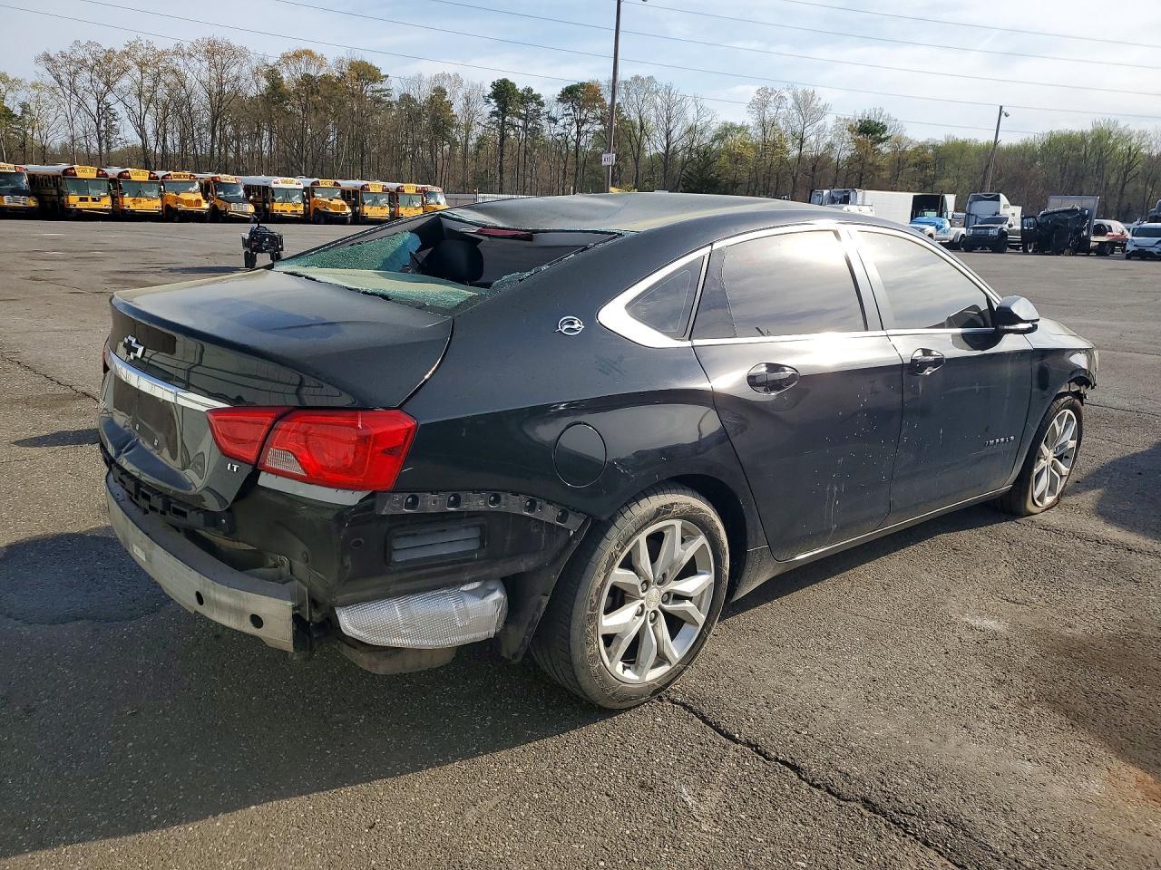 2017 Chevrolet Impala Lt - Фото 3