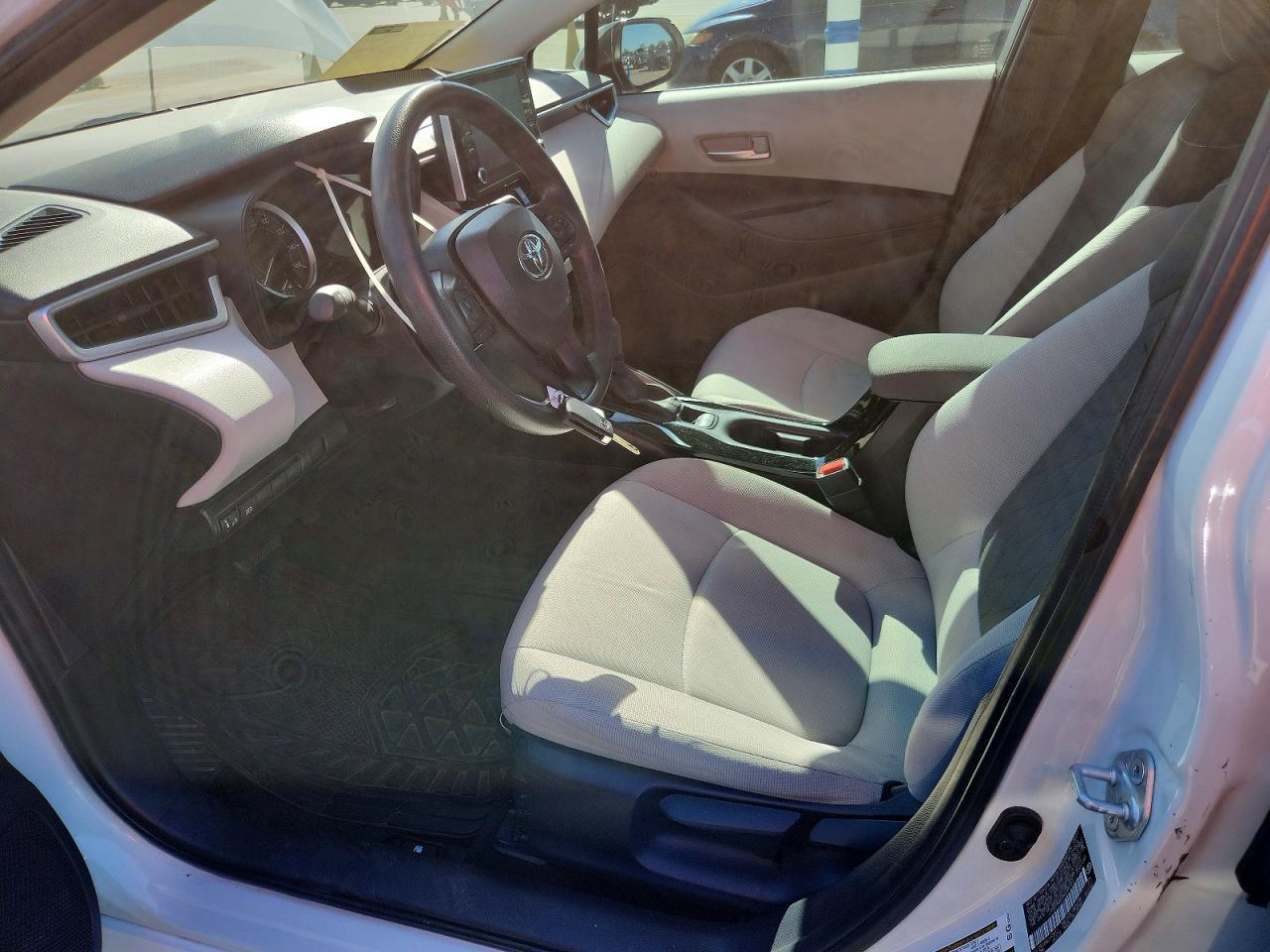 2021 Toyota Corolla Le - Фото 7