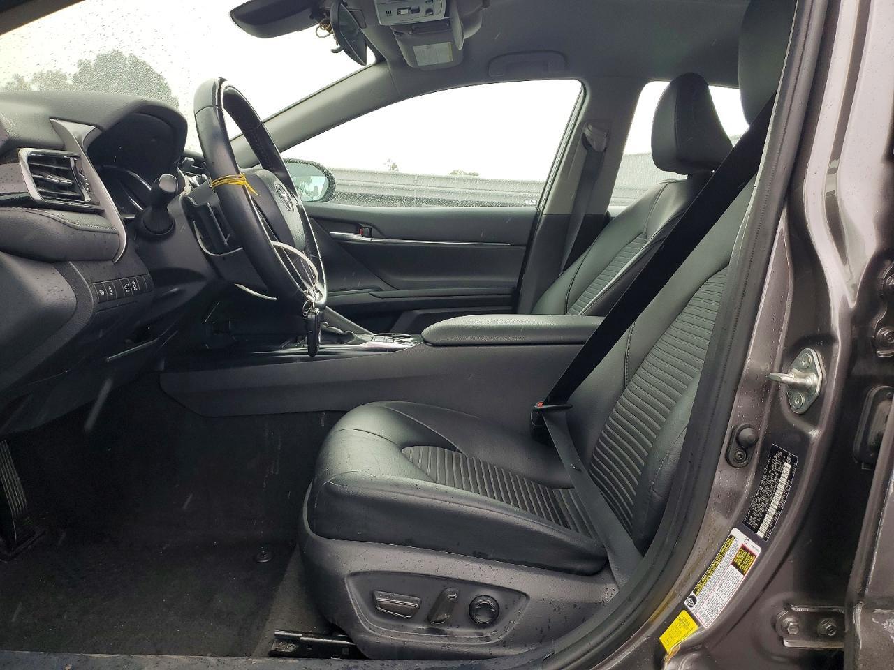 2020 Toyota Camry - Image 7
