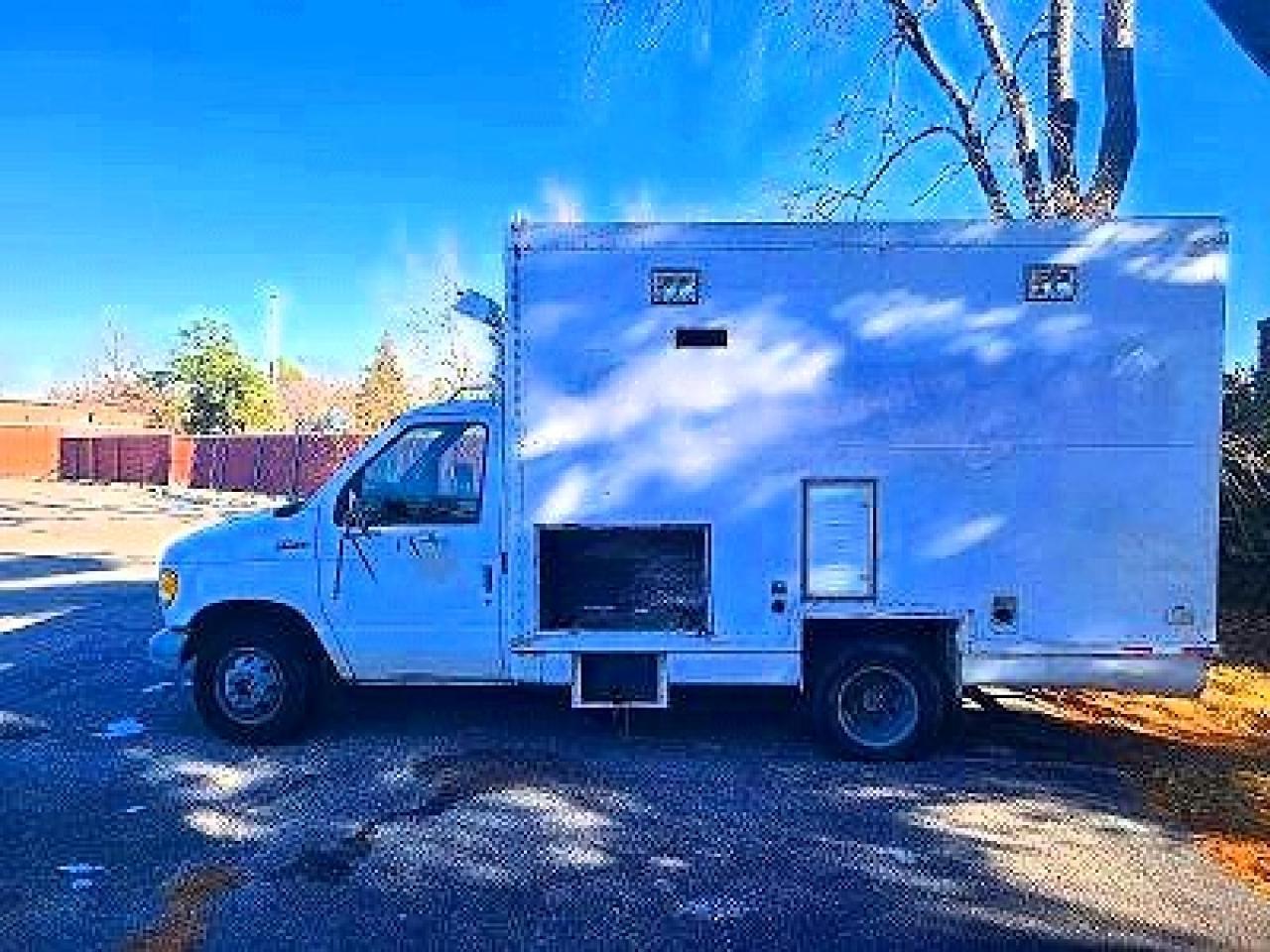 1995 Ford E-350 Trucks - Фото 3