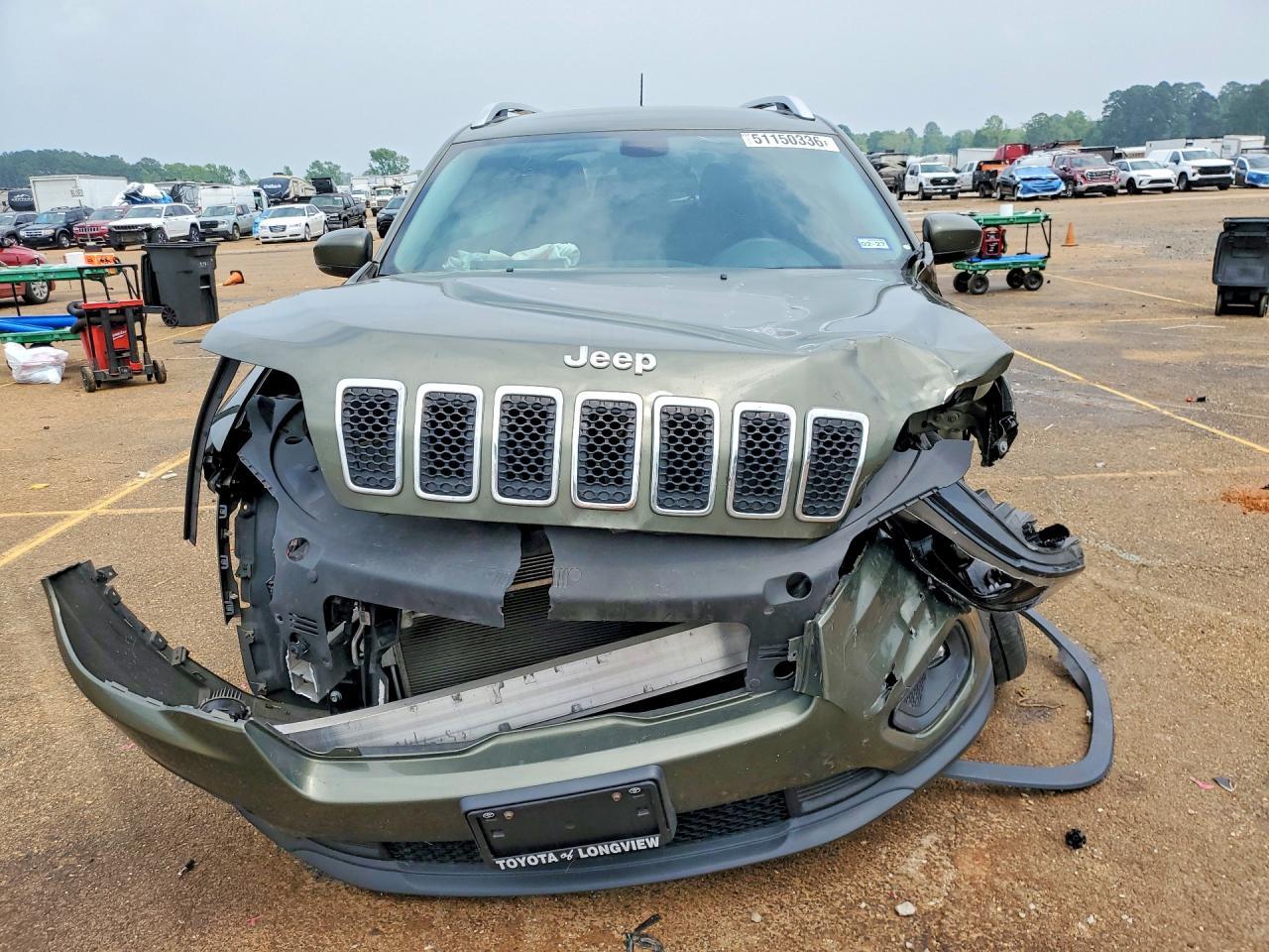 2019 Jeep Cherokee Latitude Plus - Image 5