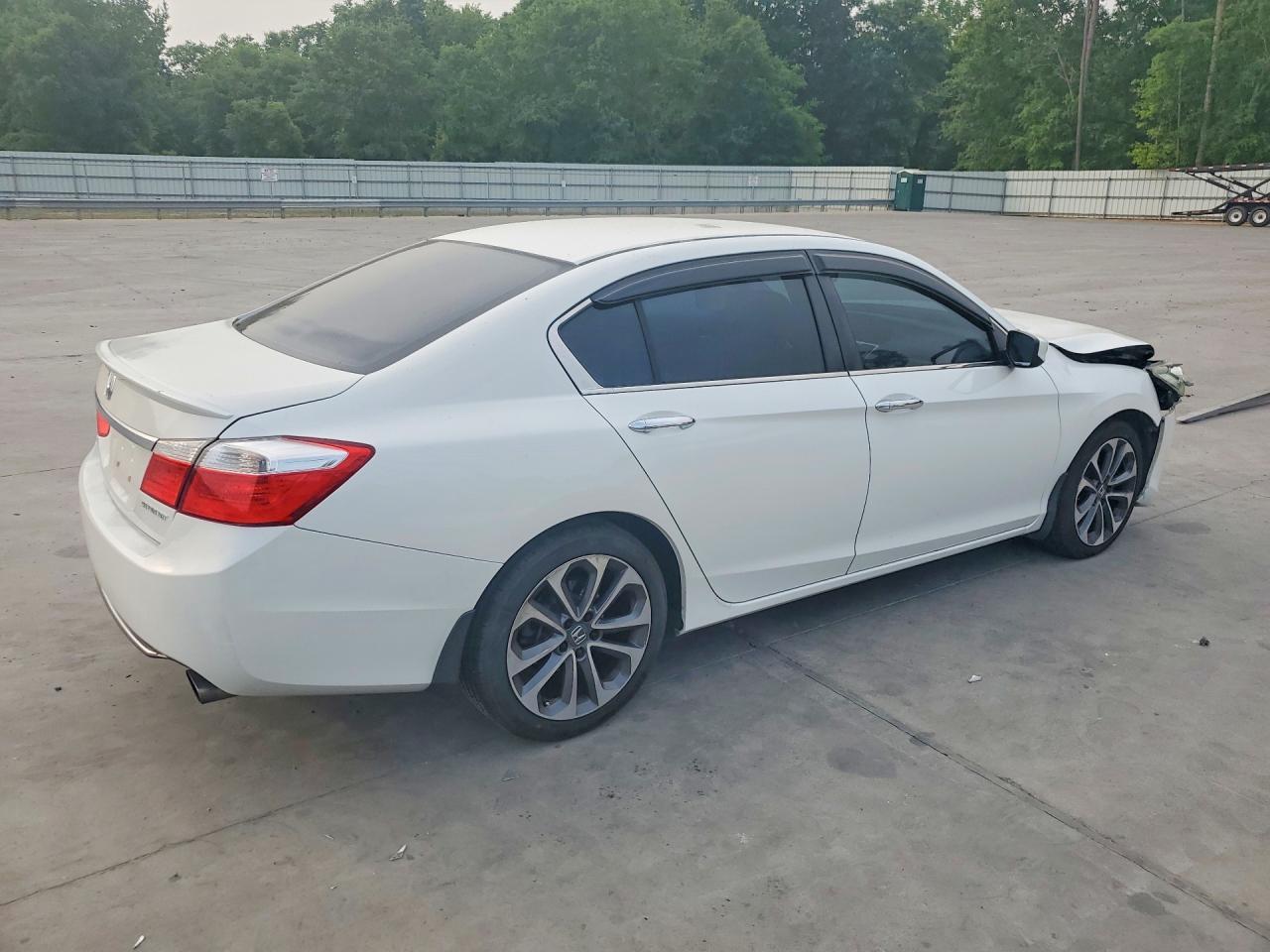 2015 Honda Accord Sport - Фото 3