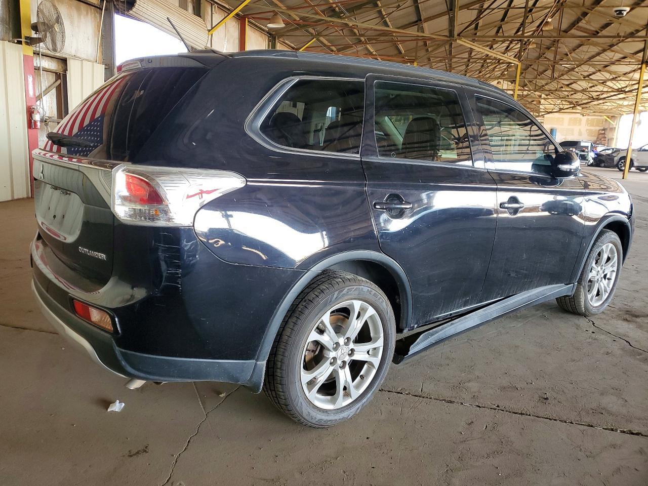 2015 Mitsubishi Outlander Se - Image 3