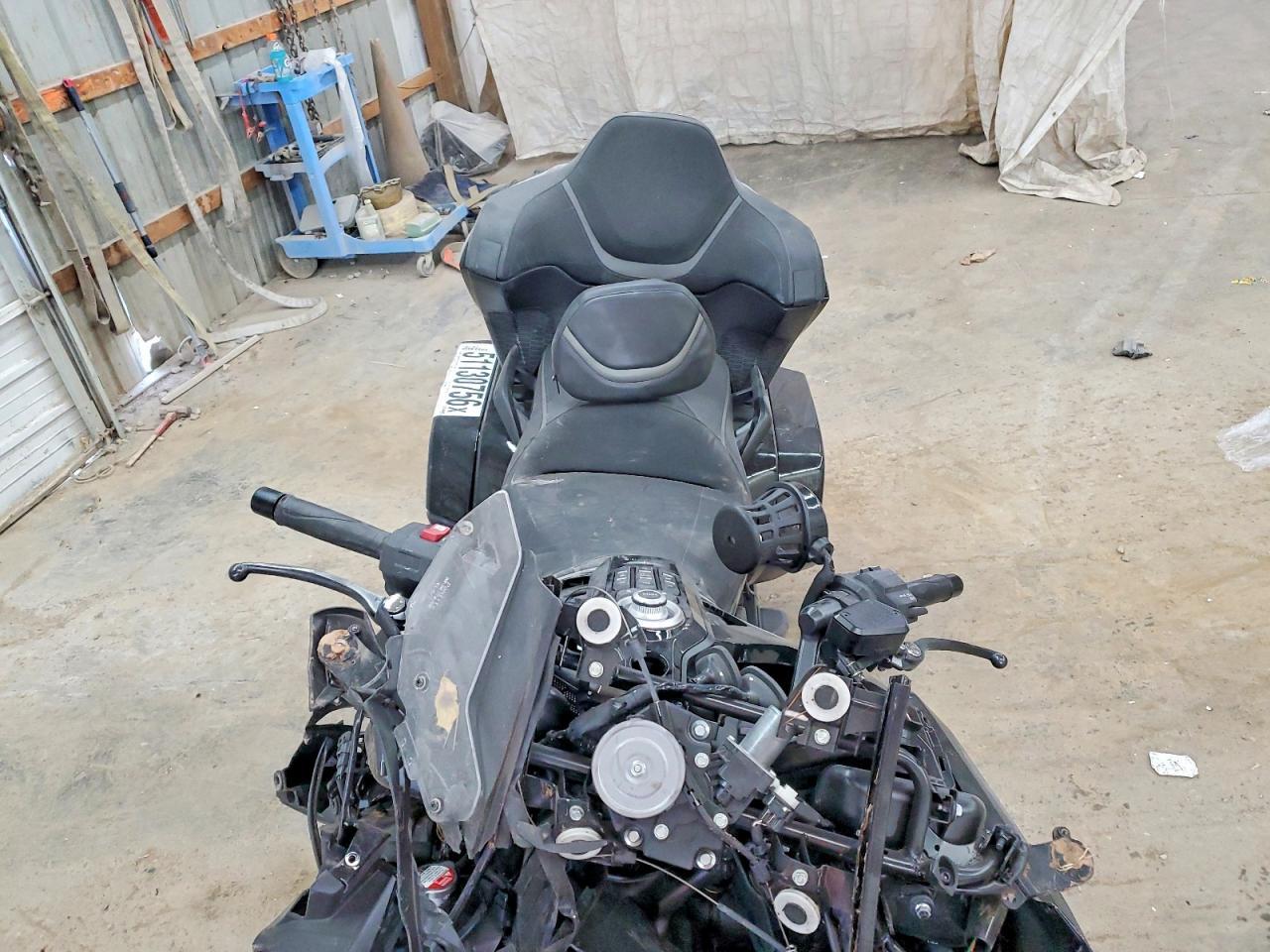 2023 Honda Gl1800 - Image 5