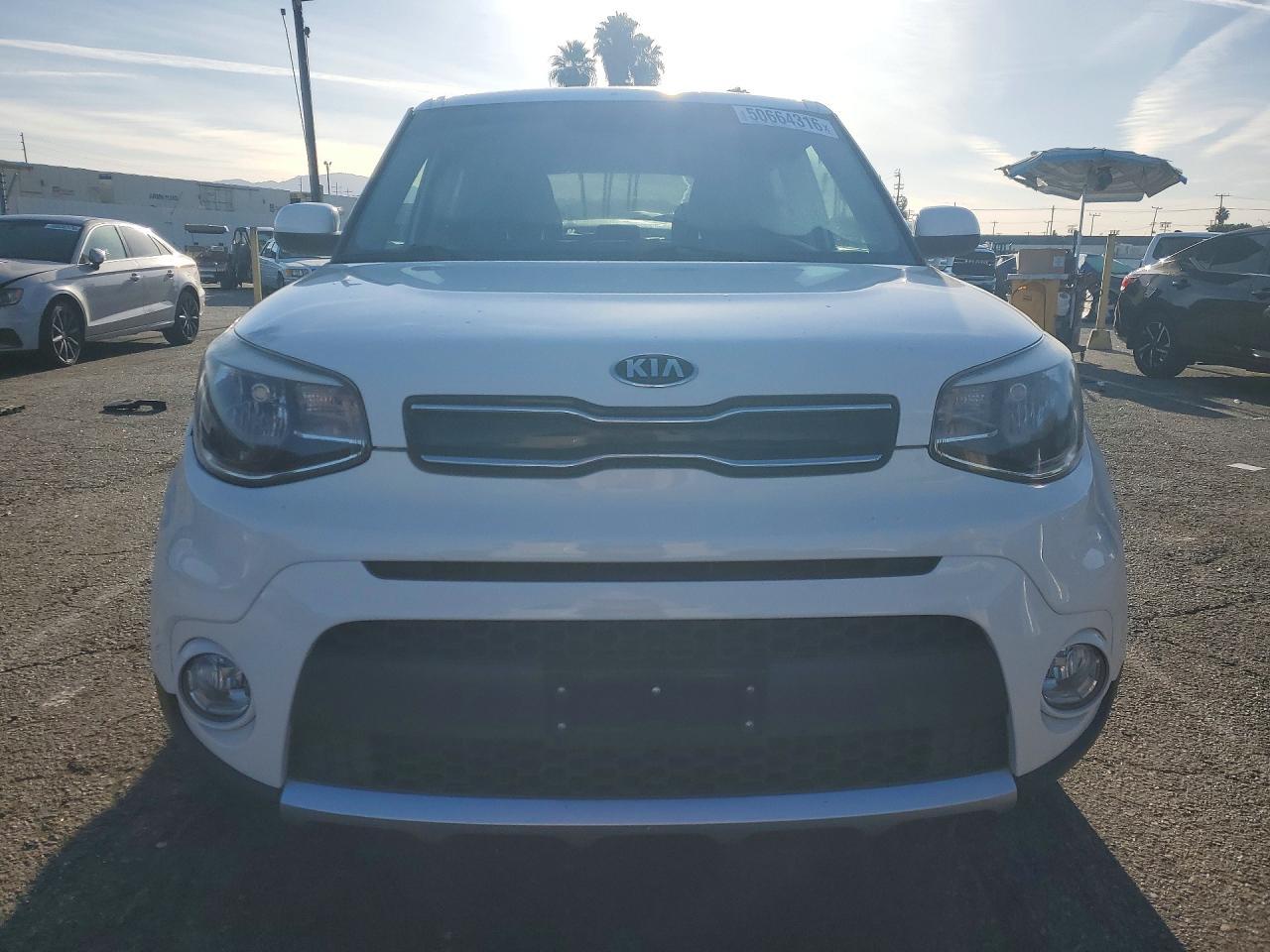 2017 Kia Soul + - Image 5