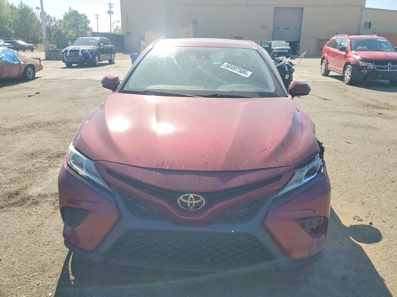 2018 Toyota Camry Se - Image 5