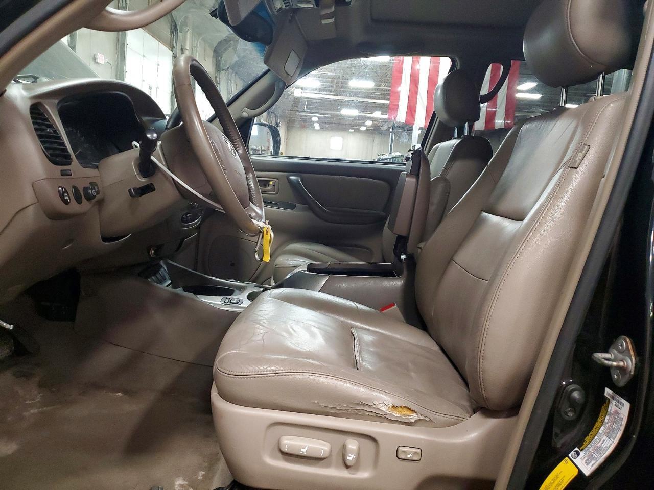 2005 Toyota Sequoia Limited - Image 7