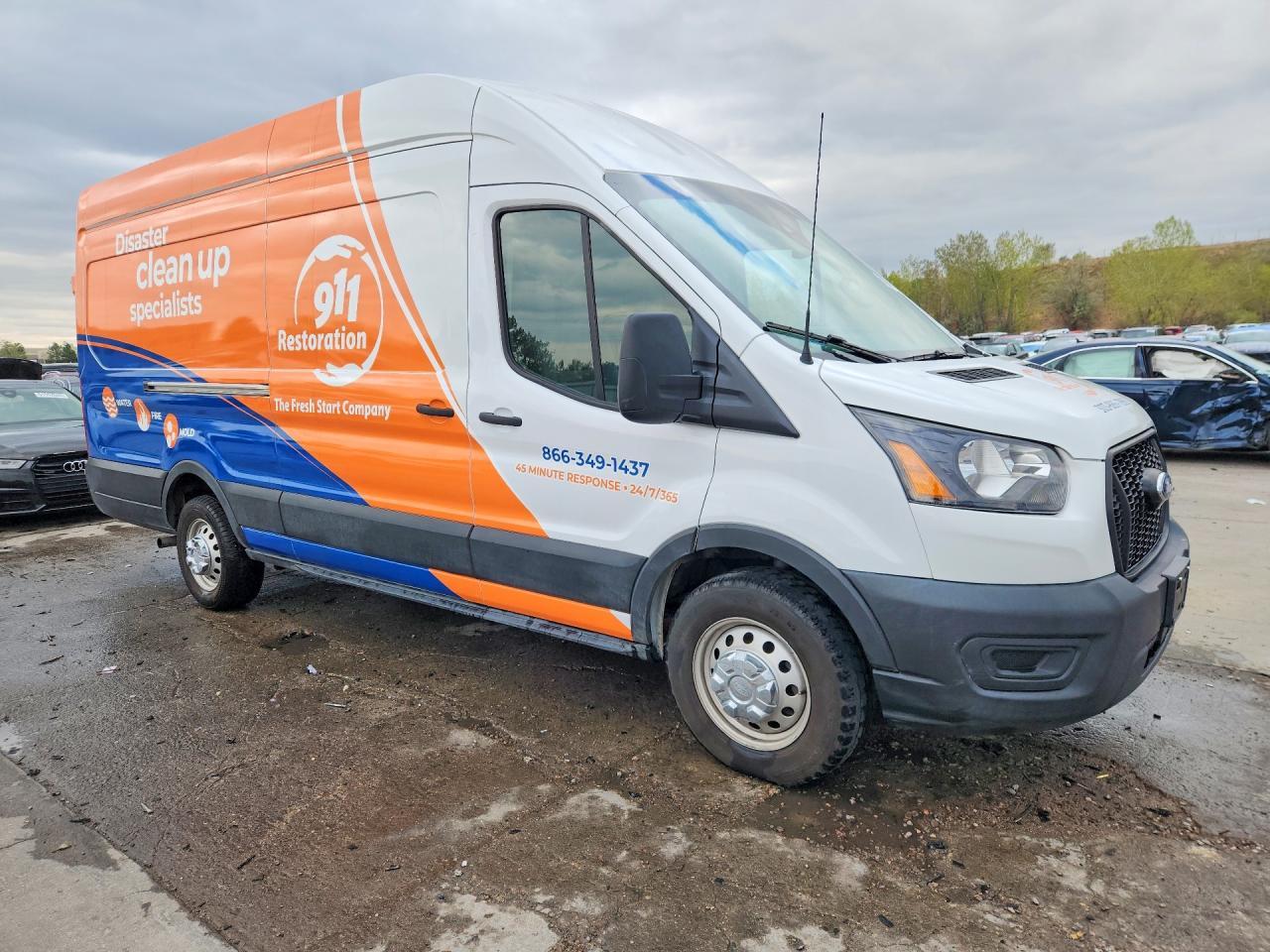 2023 Ford Transit 250 Delivery Van - Image 4