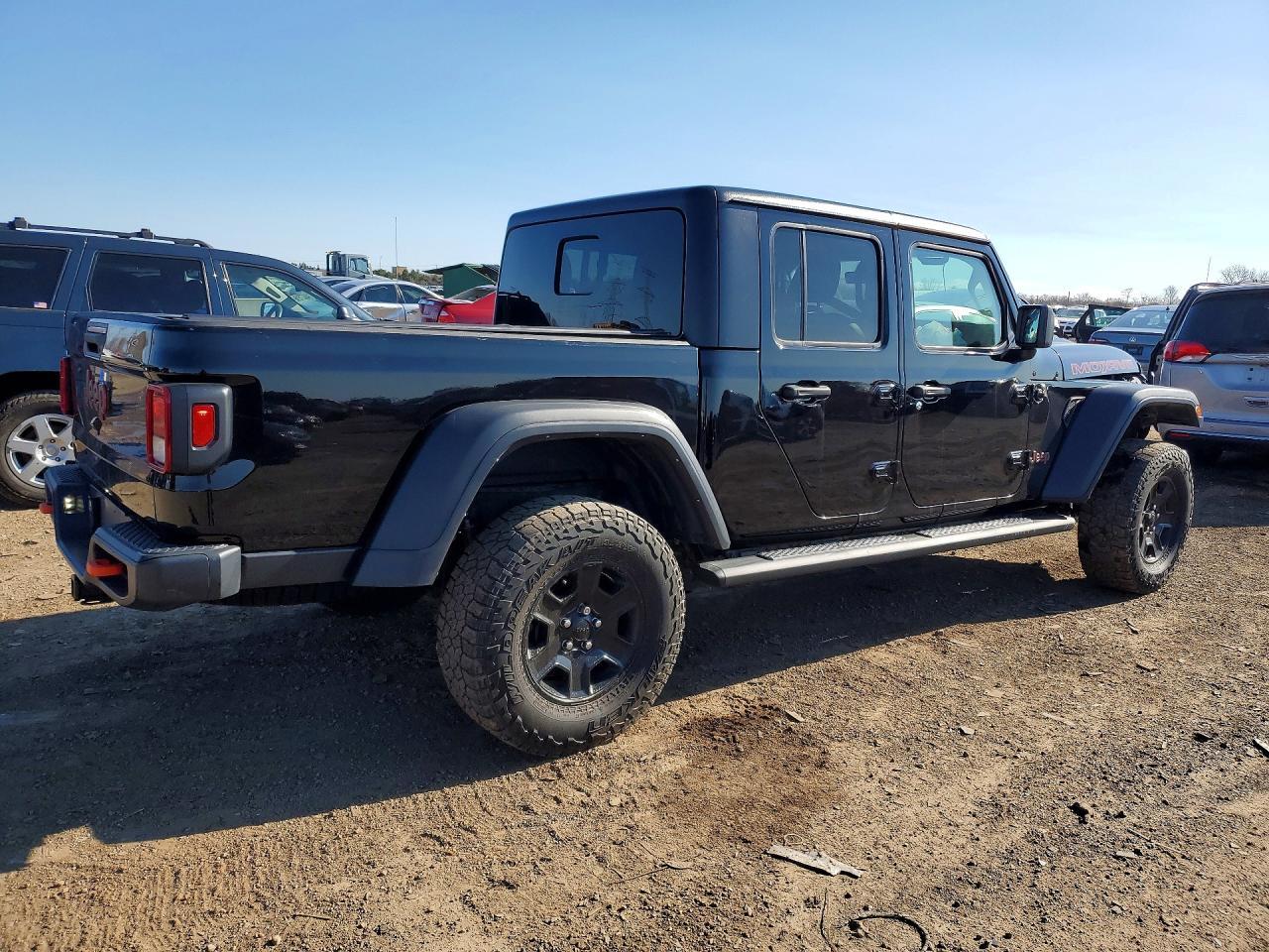 2022 Jeep Gladiator Mojave - Image 3