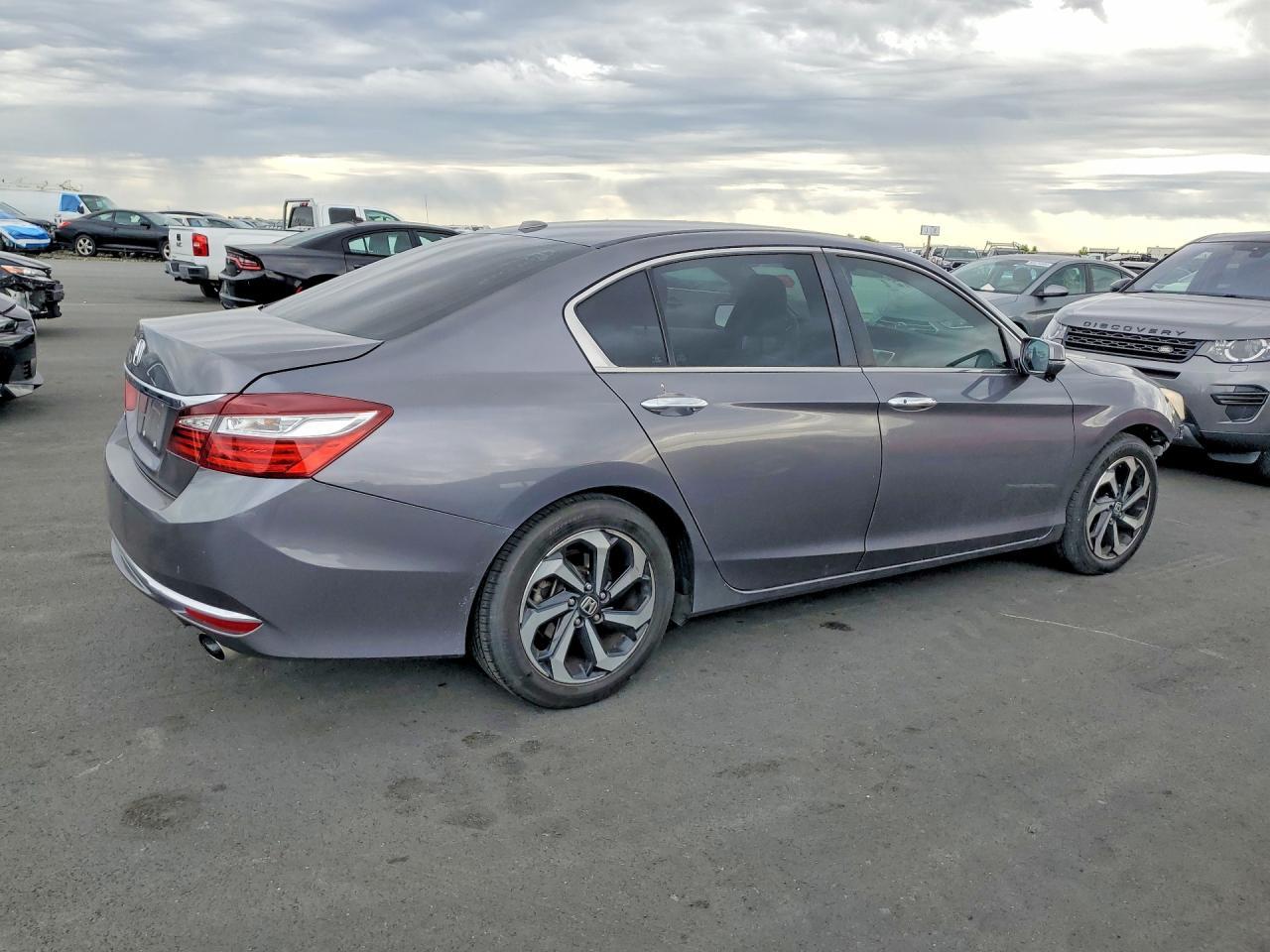 2016 Honda Accord Ex - Фото 3