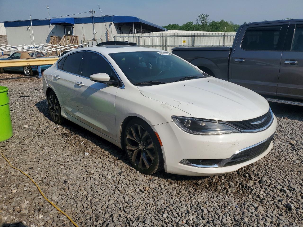 2015 Chrysler 200 C - Image 4