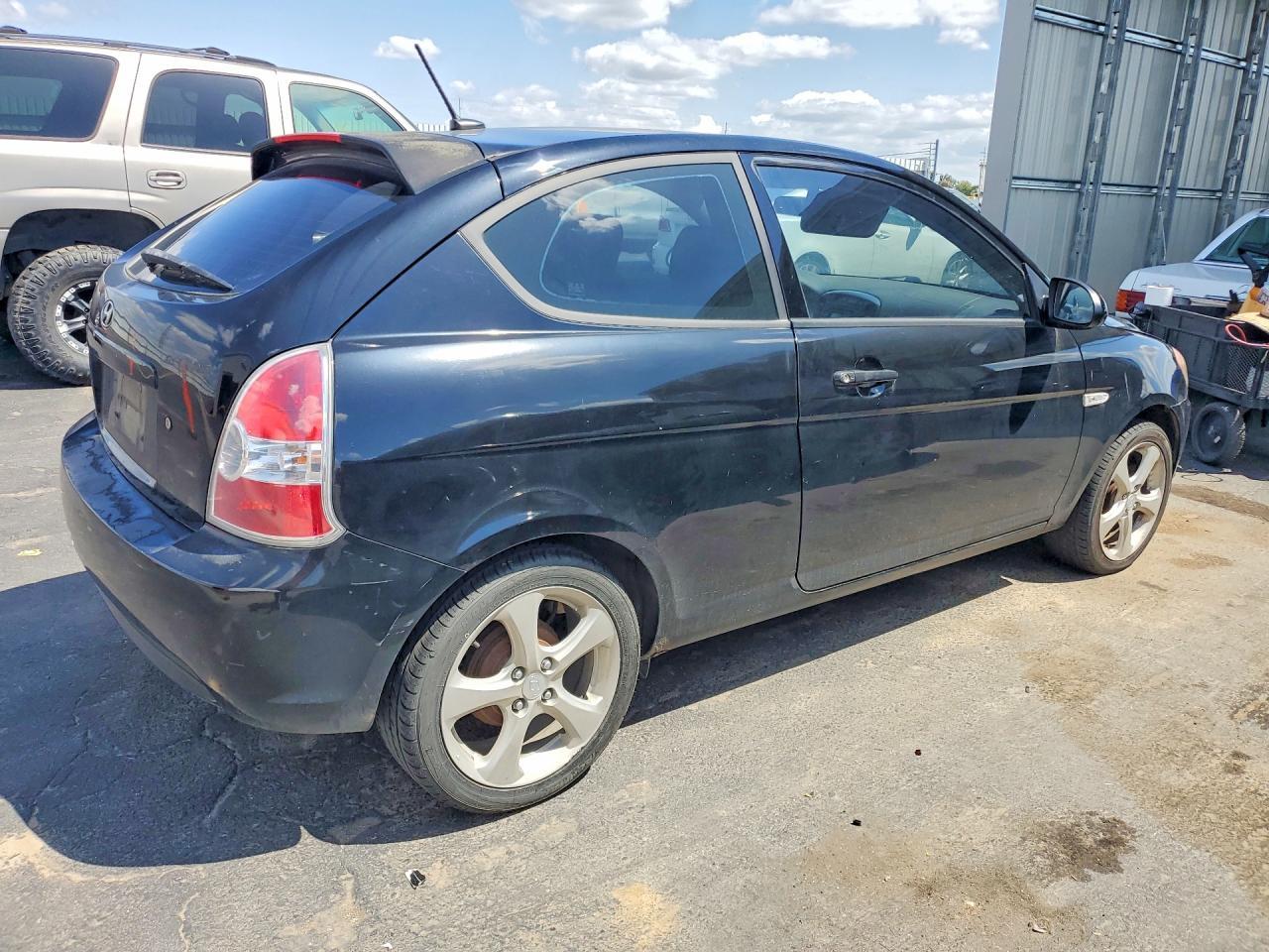 2008 Hyundai Accent Se - Фото 3
