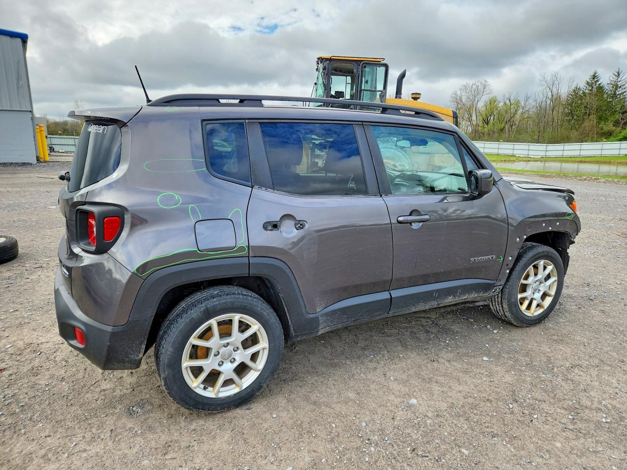 2019 Jeep Renegade Latitude - Image 3