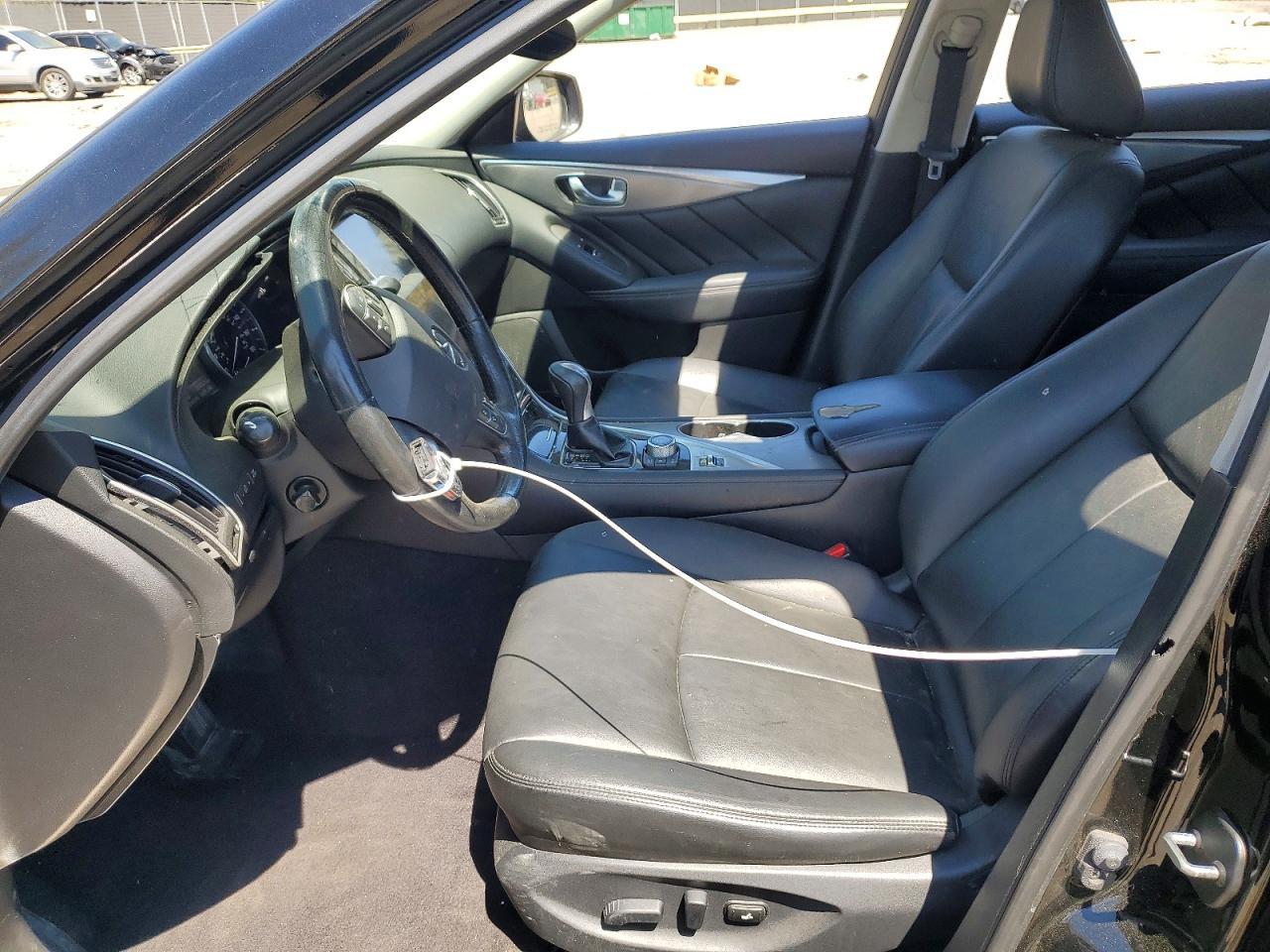 2016 Infiniti Q50 2.0T Premium - Image 7