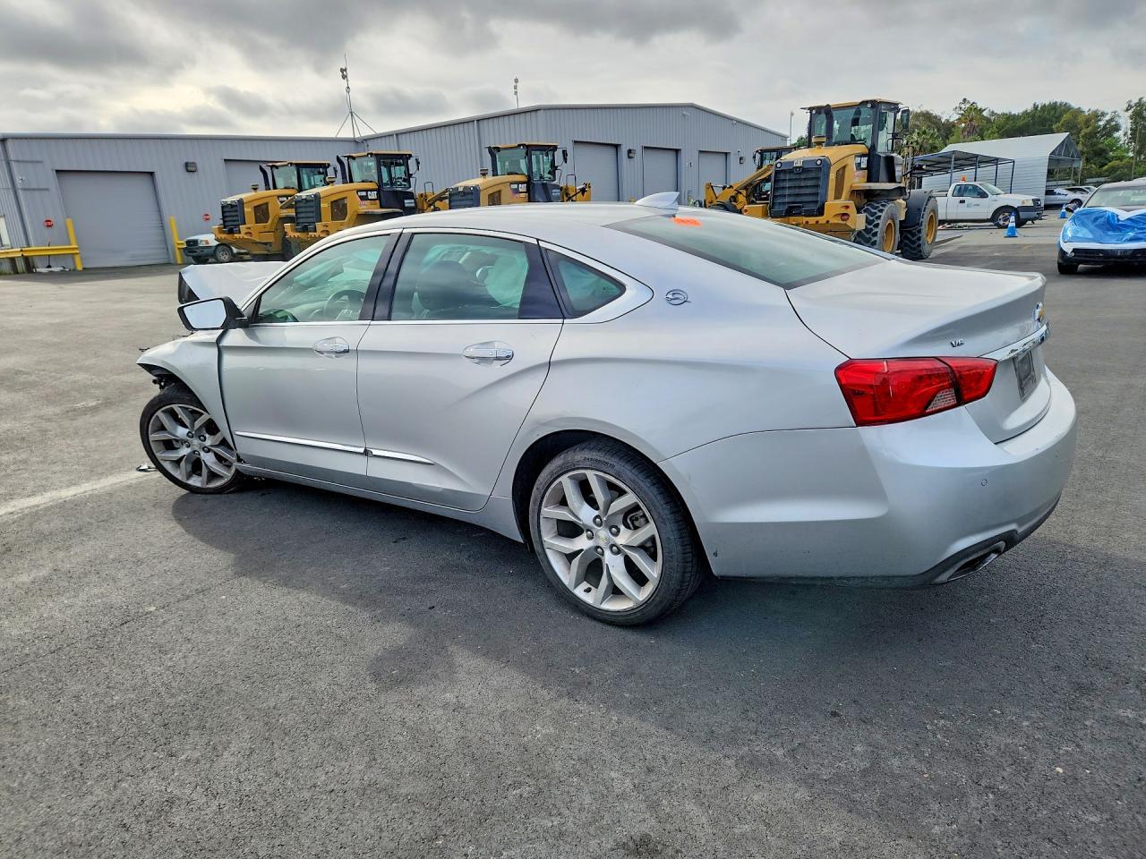 2019 Chevrolet Impala Premier - Фото 2