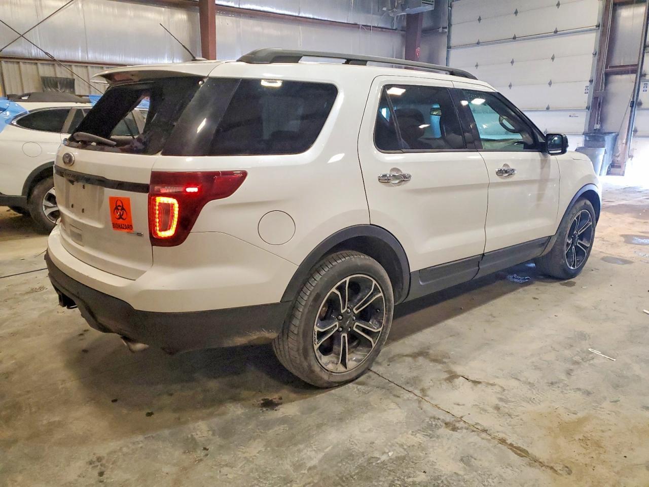 2014 Ford Explorer Sport - Image 4